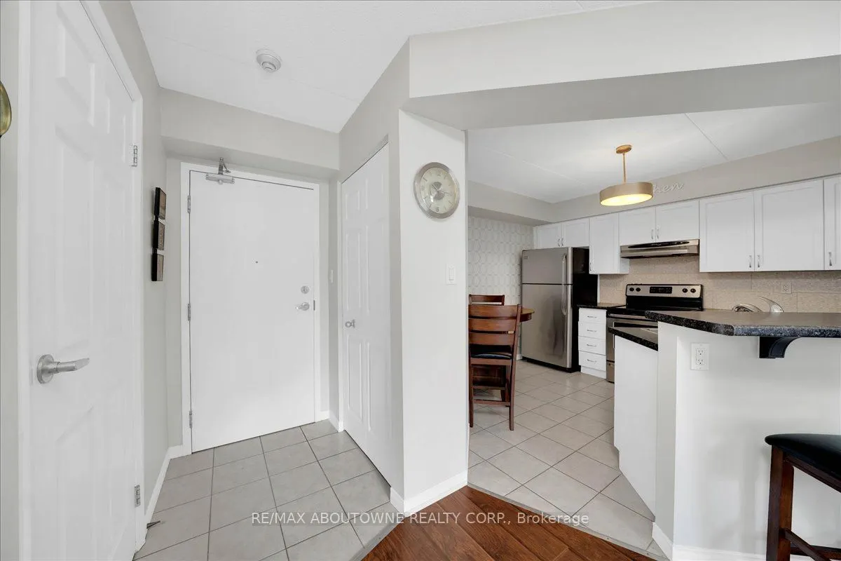 3499 Upper Middle Road #203