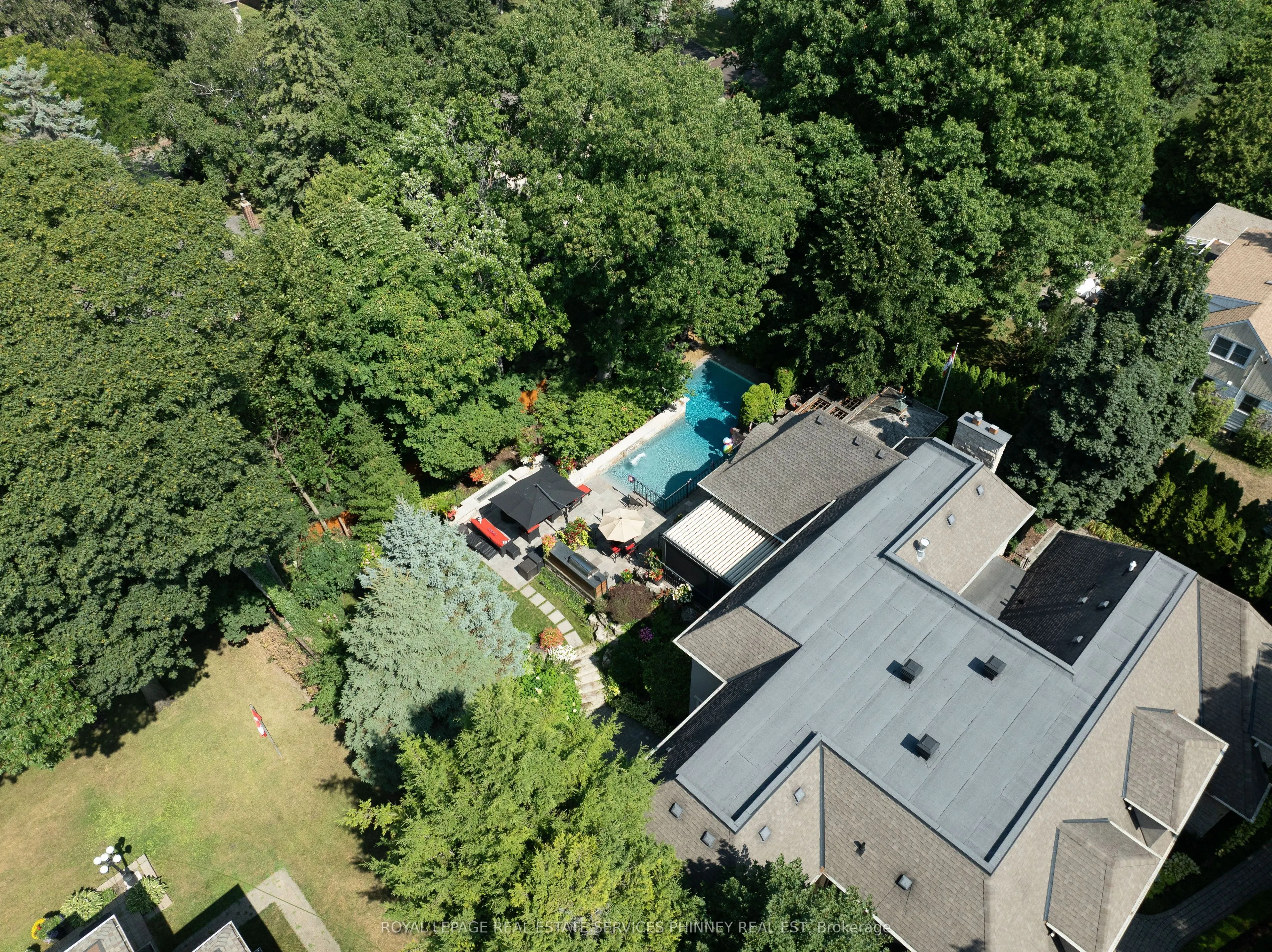 541 Arrowhead Road