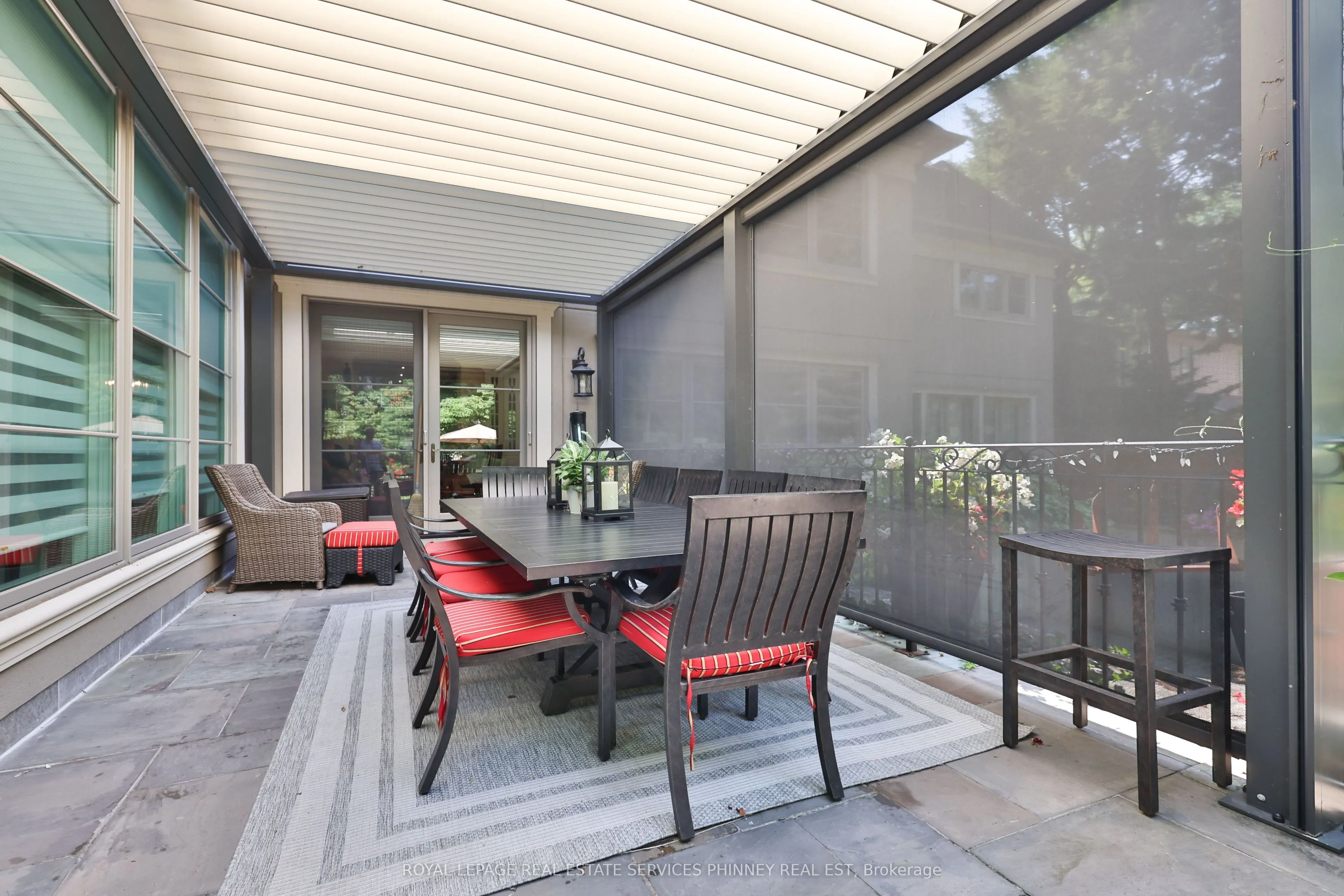 541 Arrowhead Road