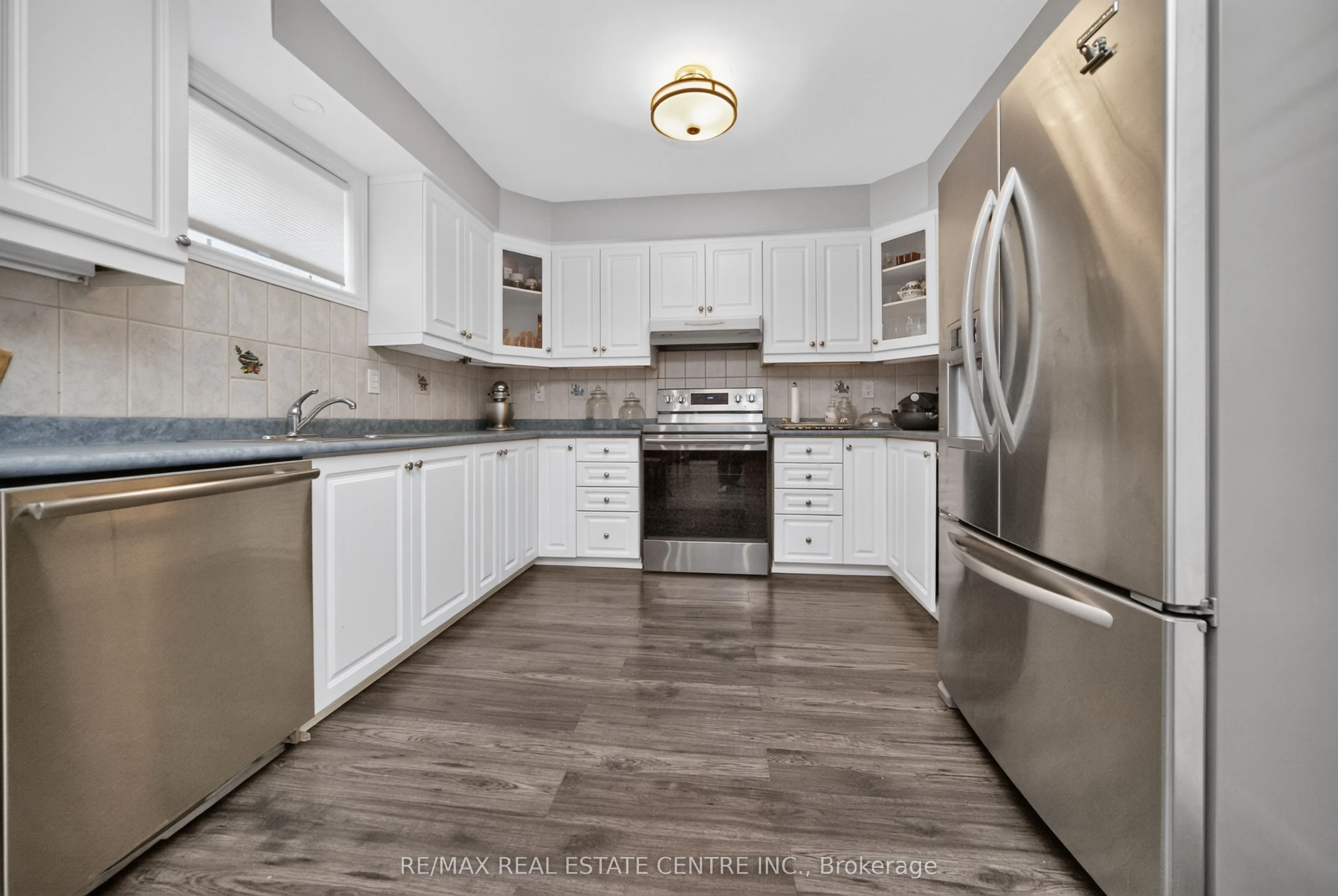 3 Twin Willow Crescent