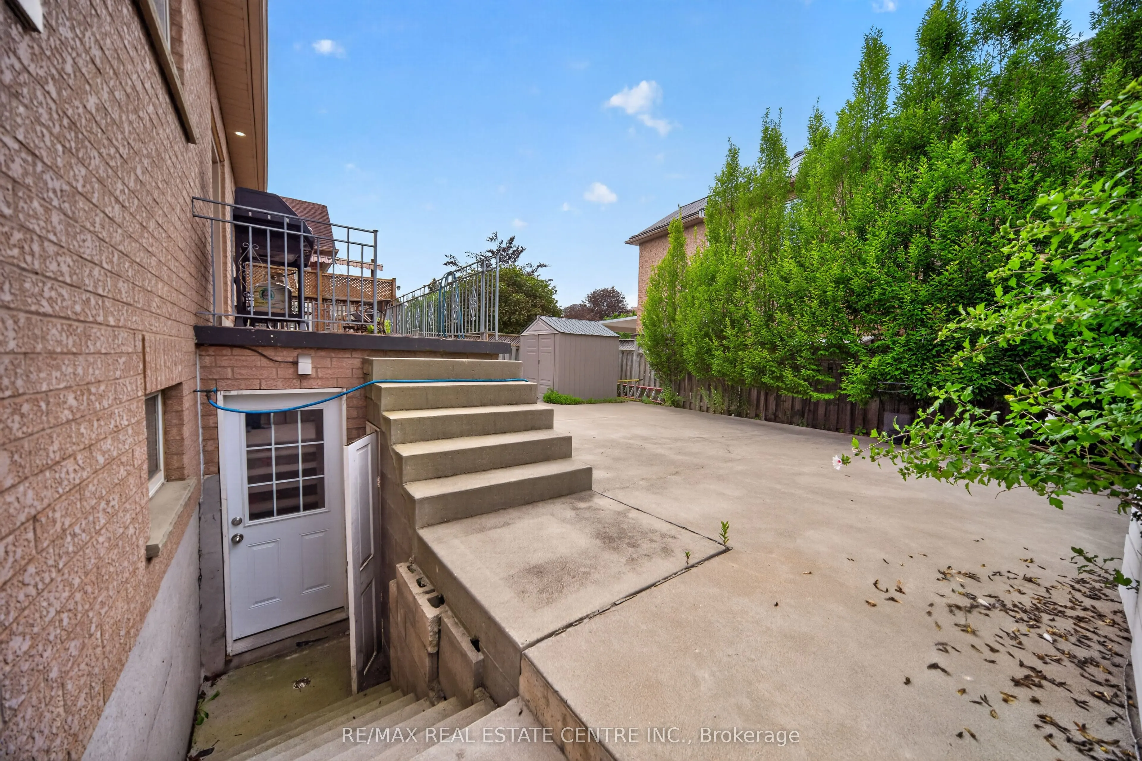 3 Twin Willow Crescent