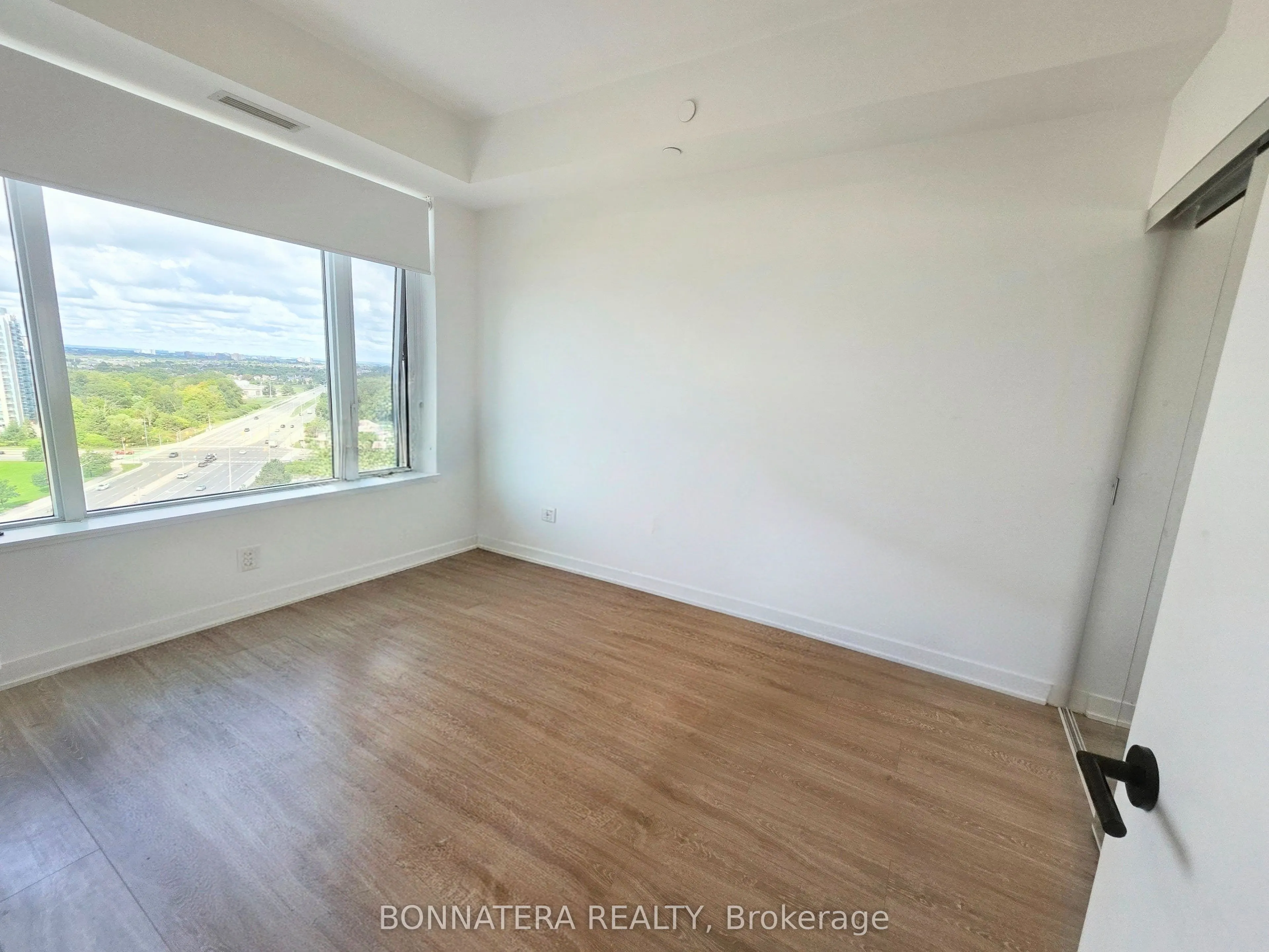 2495 Eglinton Avenue W #1409