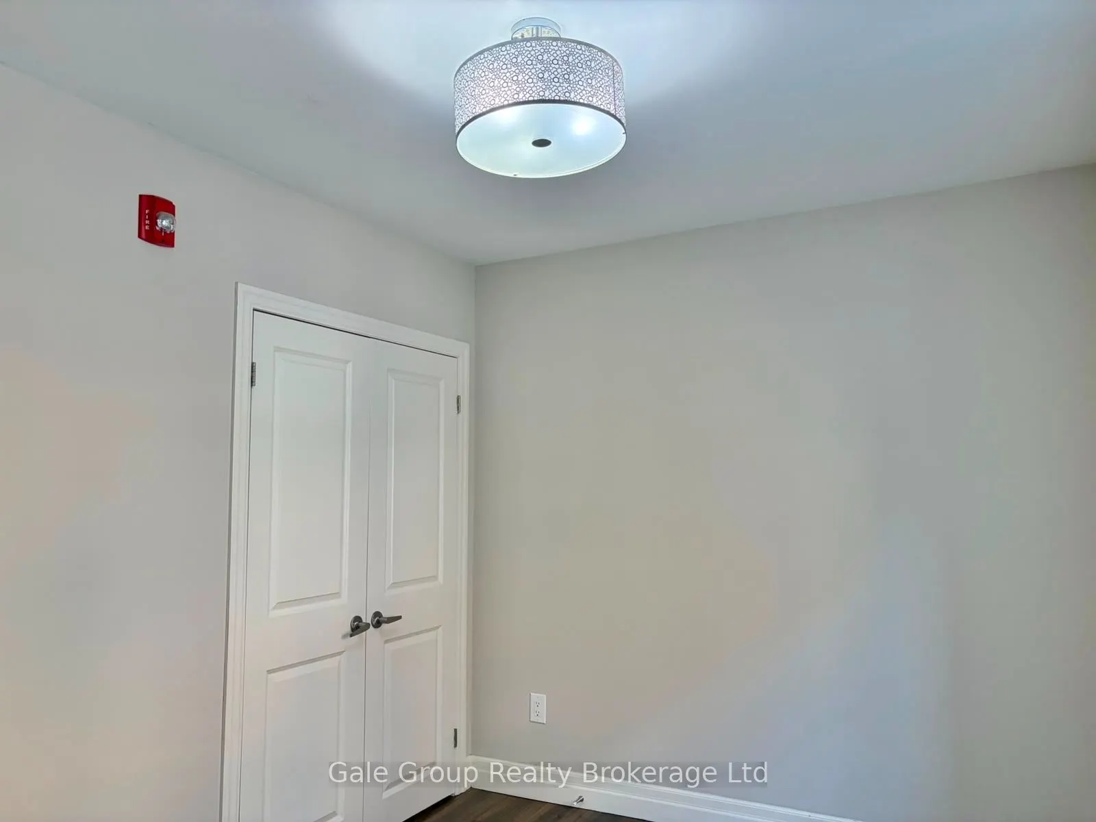 5 Paisley Boulevard E #103