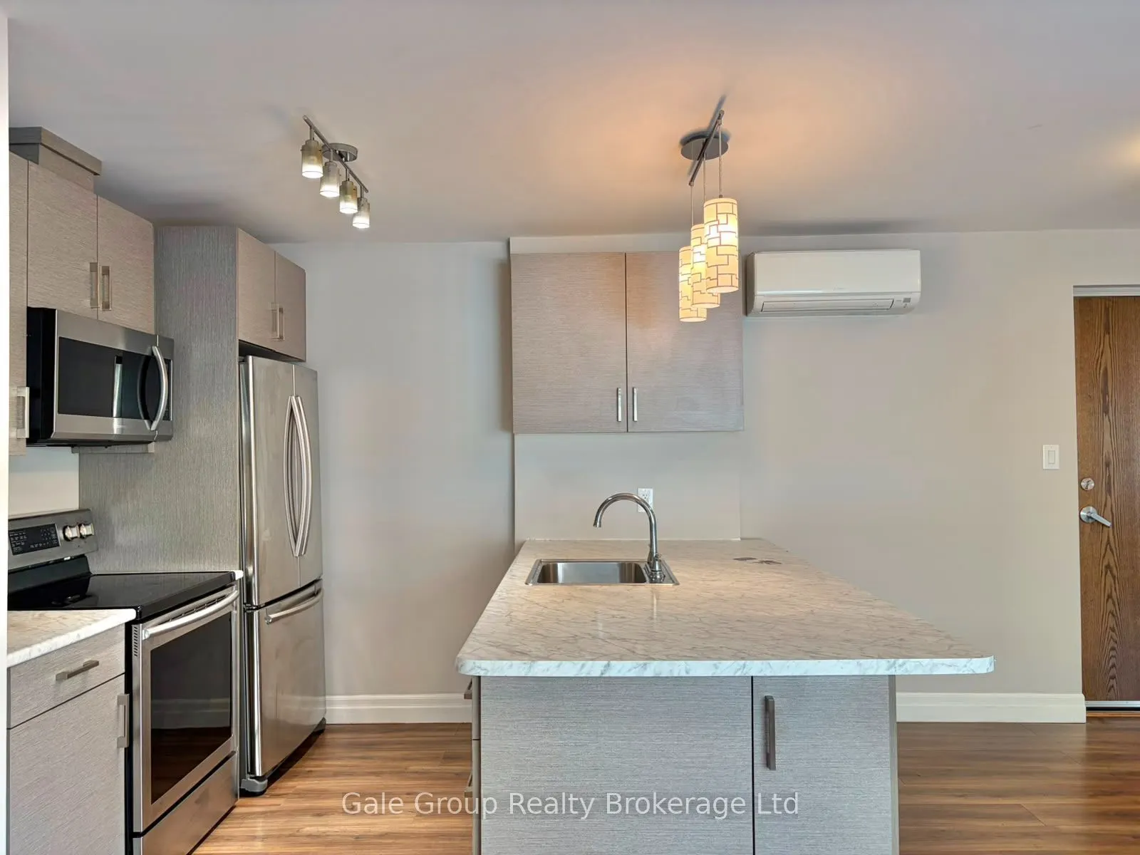5 Paisley Boulevard E #103