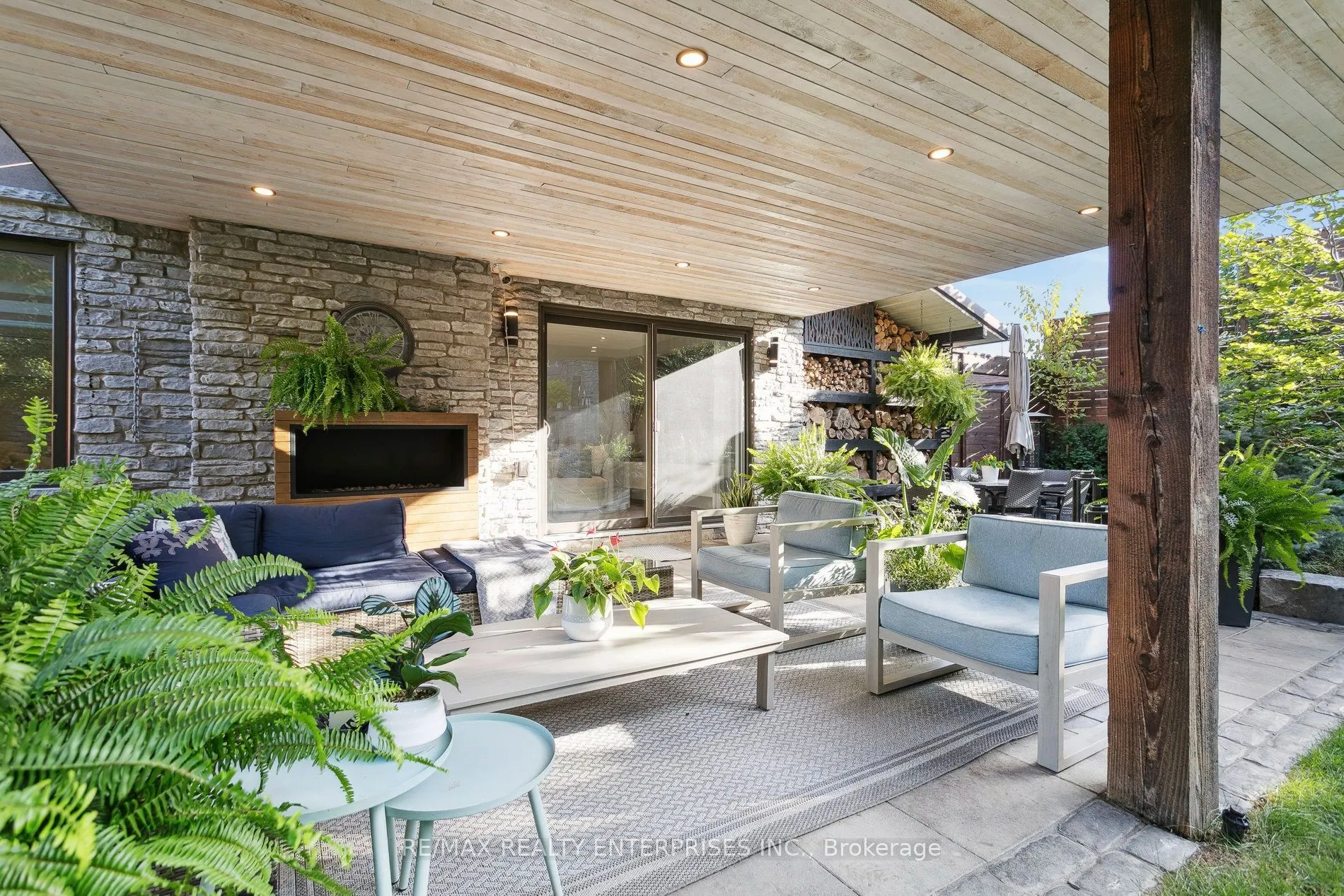 2683 Kingsberry Crescent