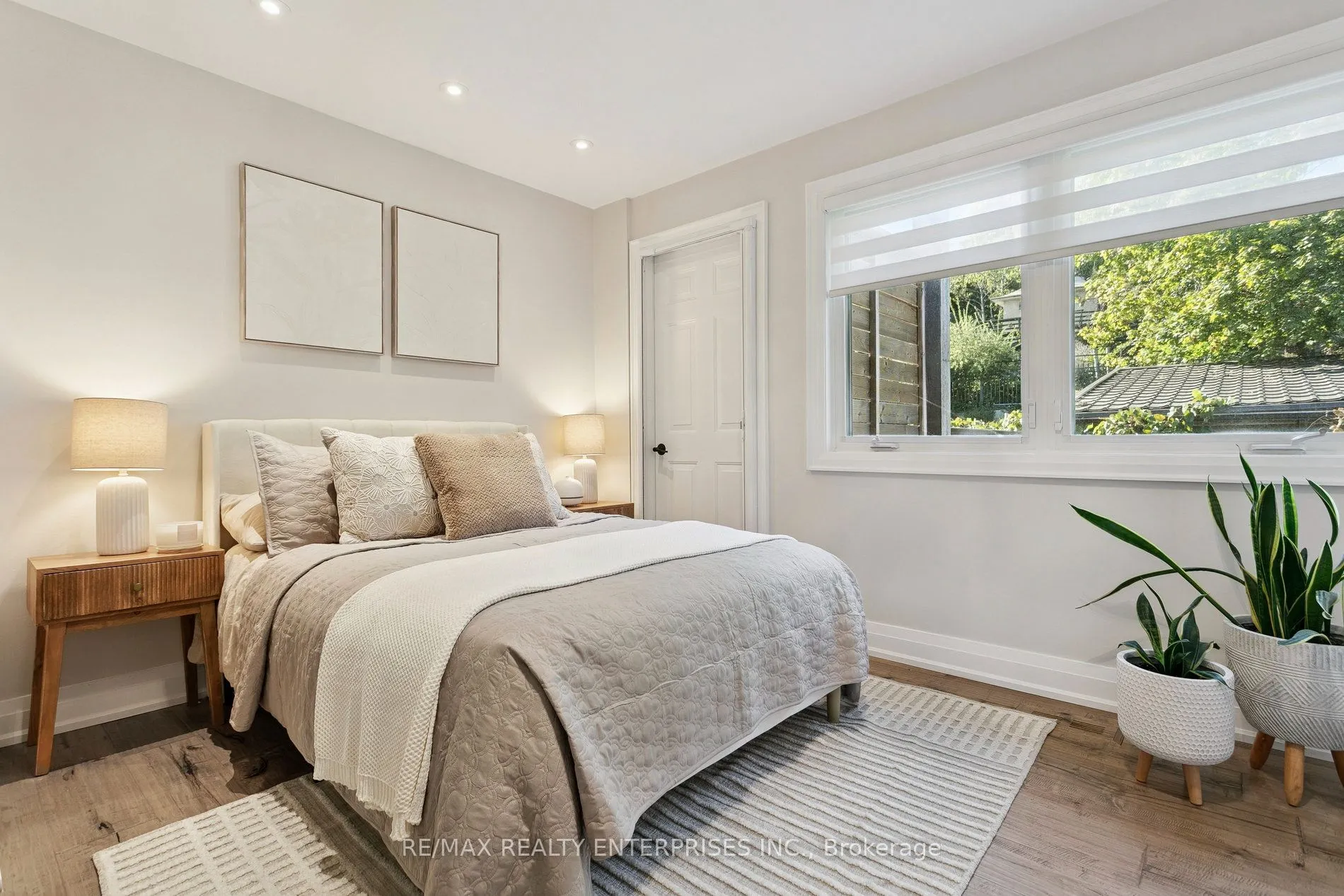 2683 Kingsberry Crescent