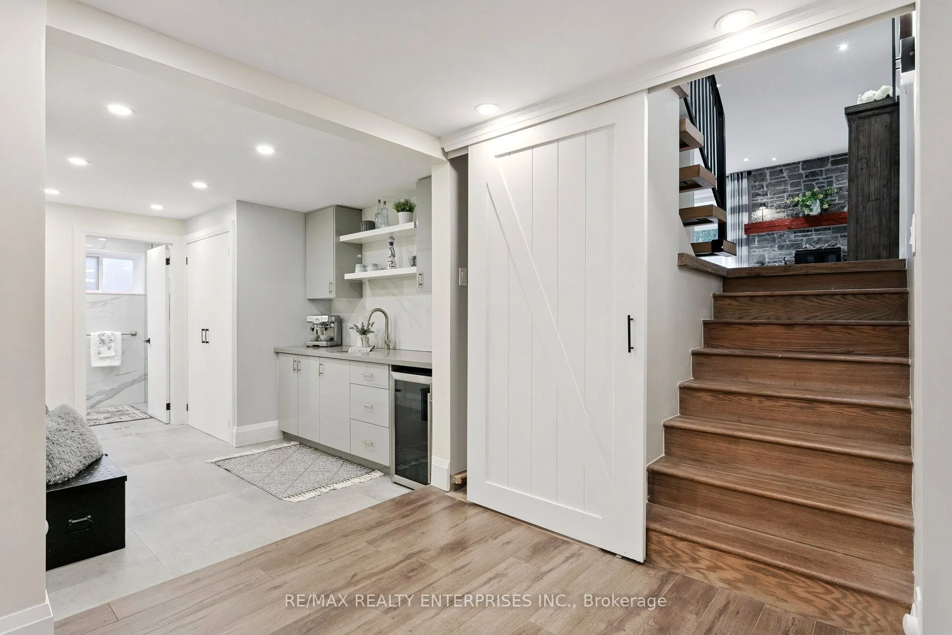 2683 Kingsberry Crescent