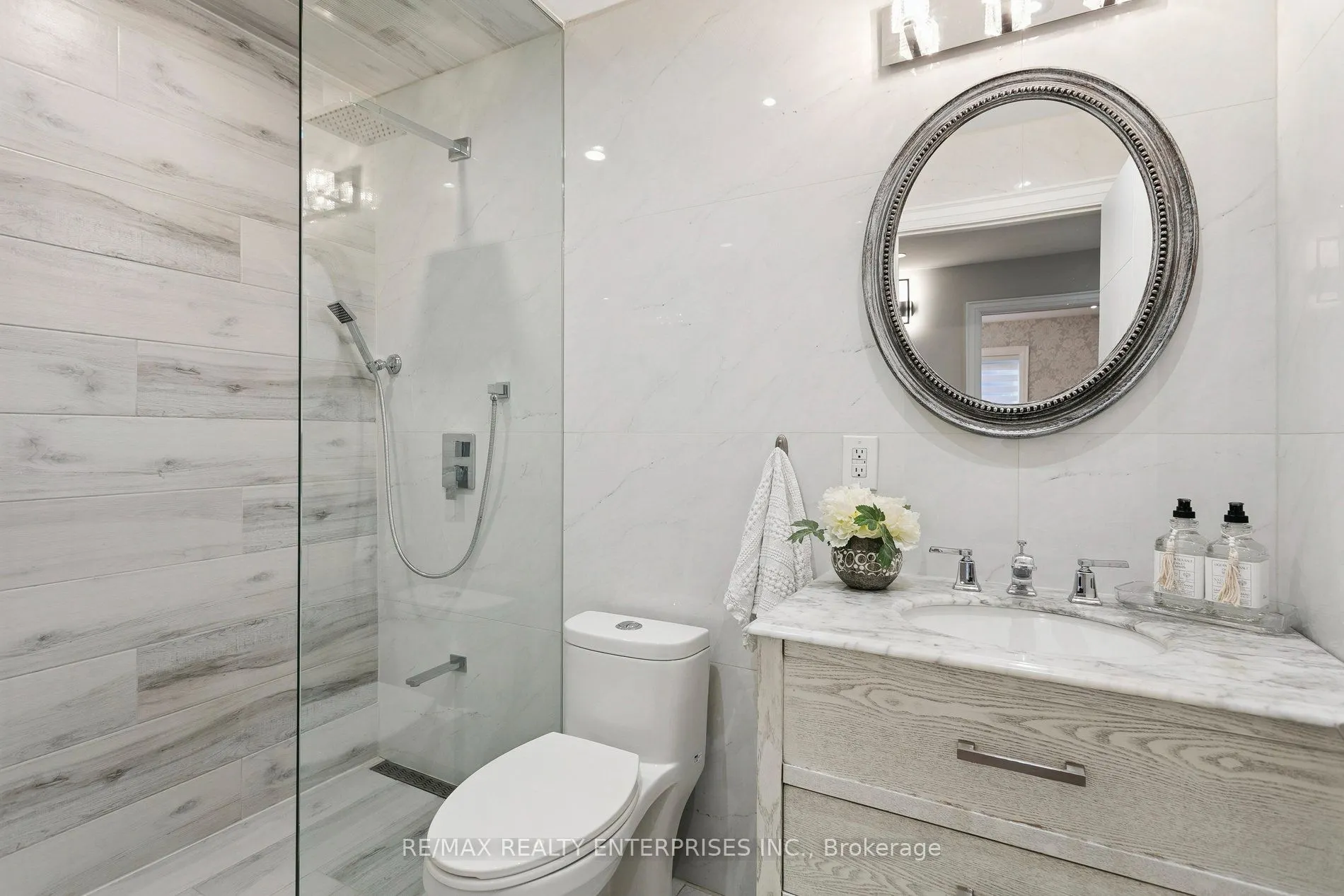 2683 Kingsberry Crescent