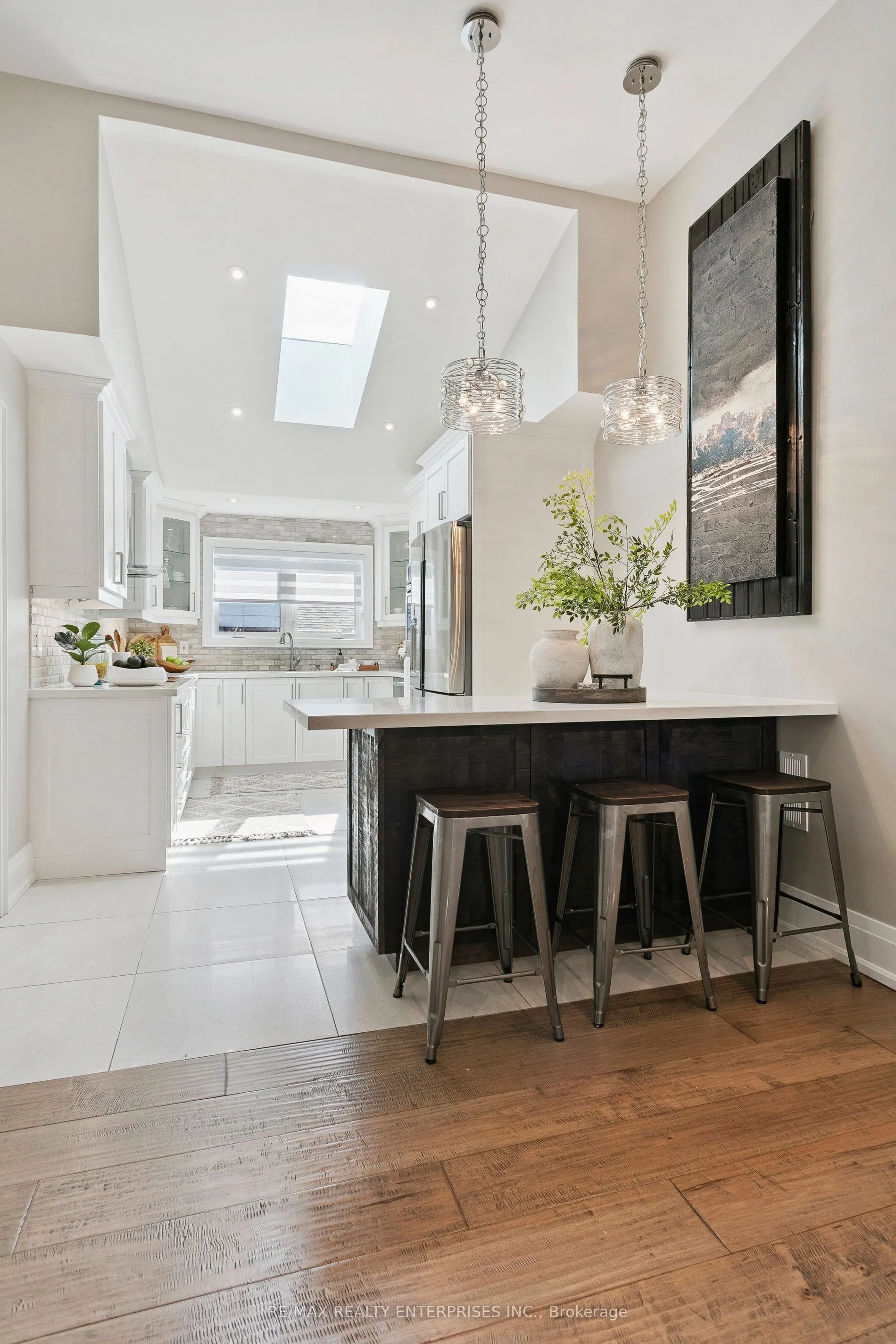 2683 Kingsberry Crescent