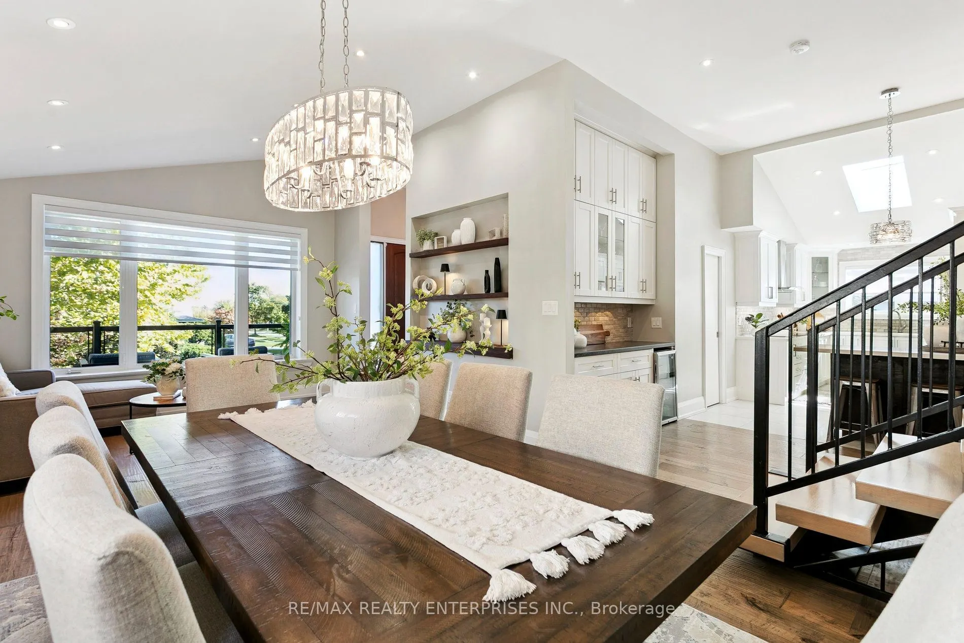 2683 Kingsberry Crescent