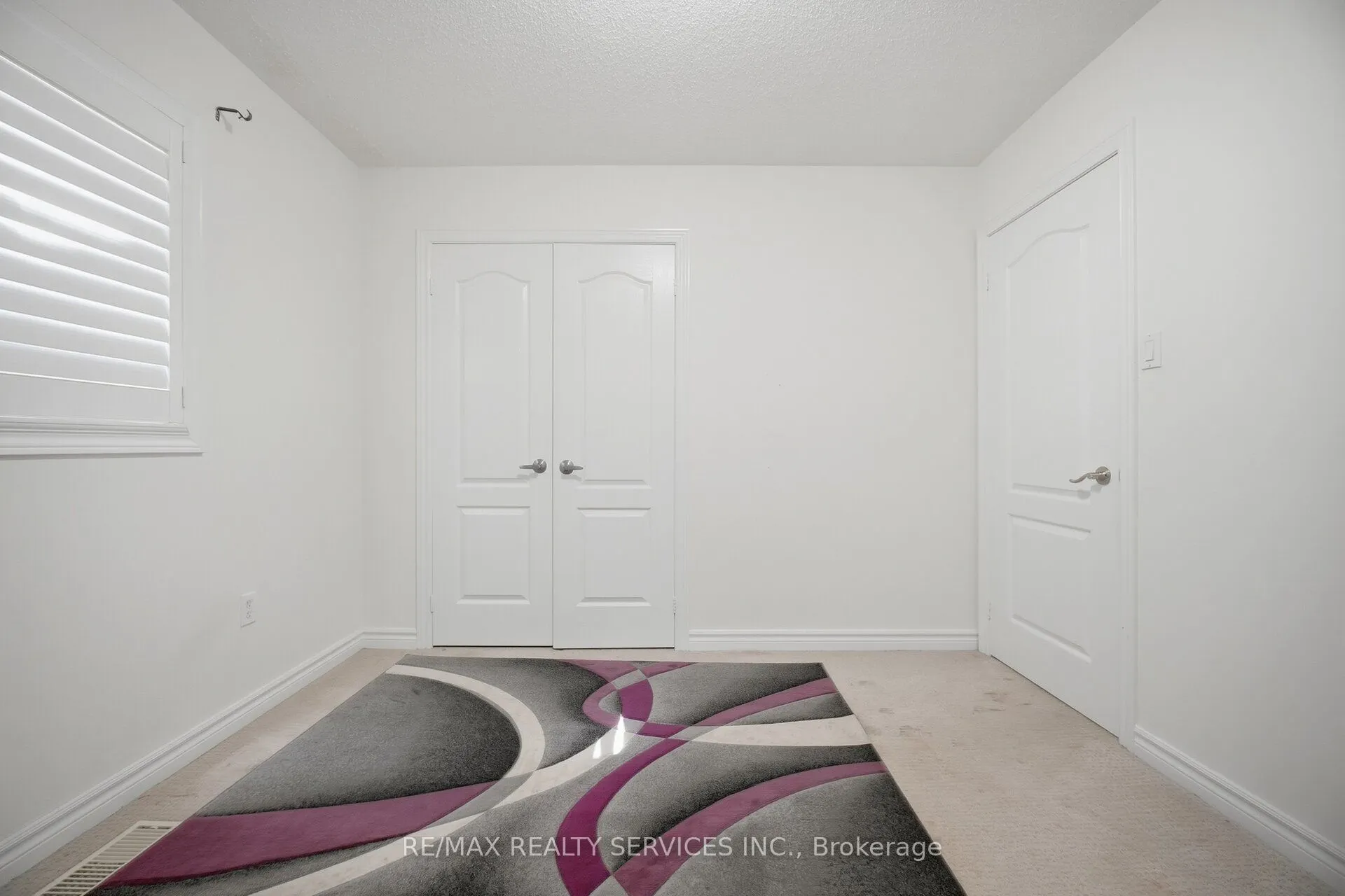 33 Sewells Lane