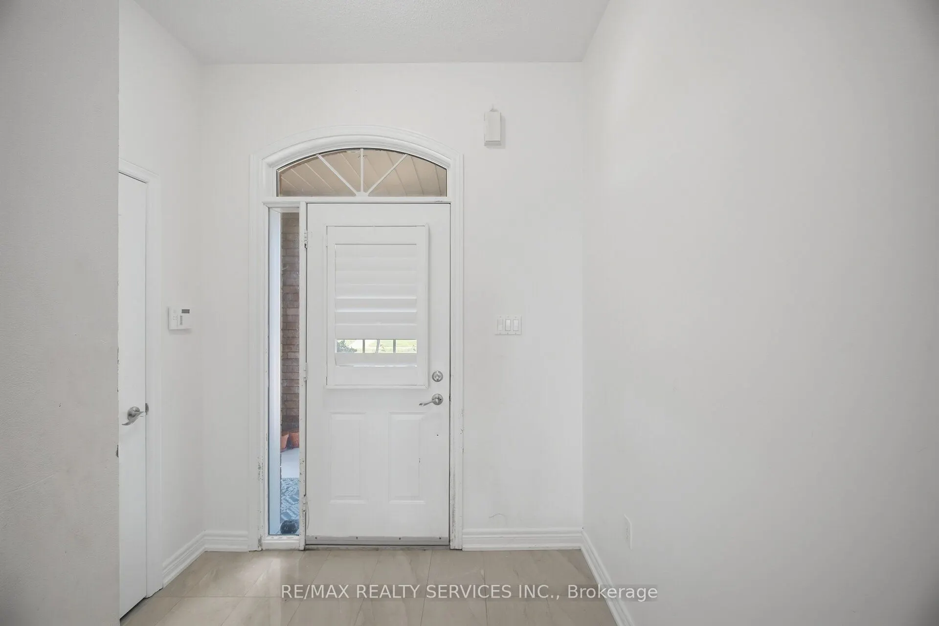 33 Sewells Lane