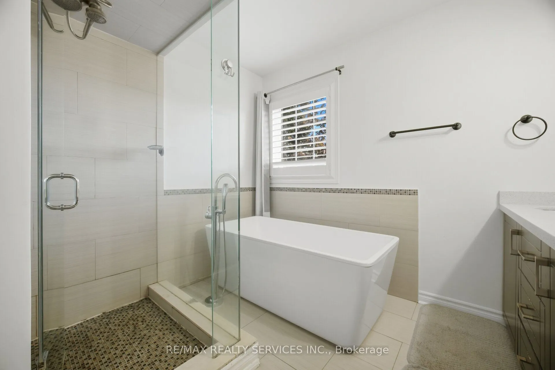 33 Sewells Lane