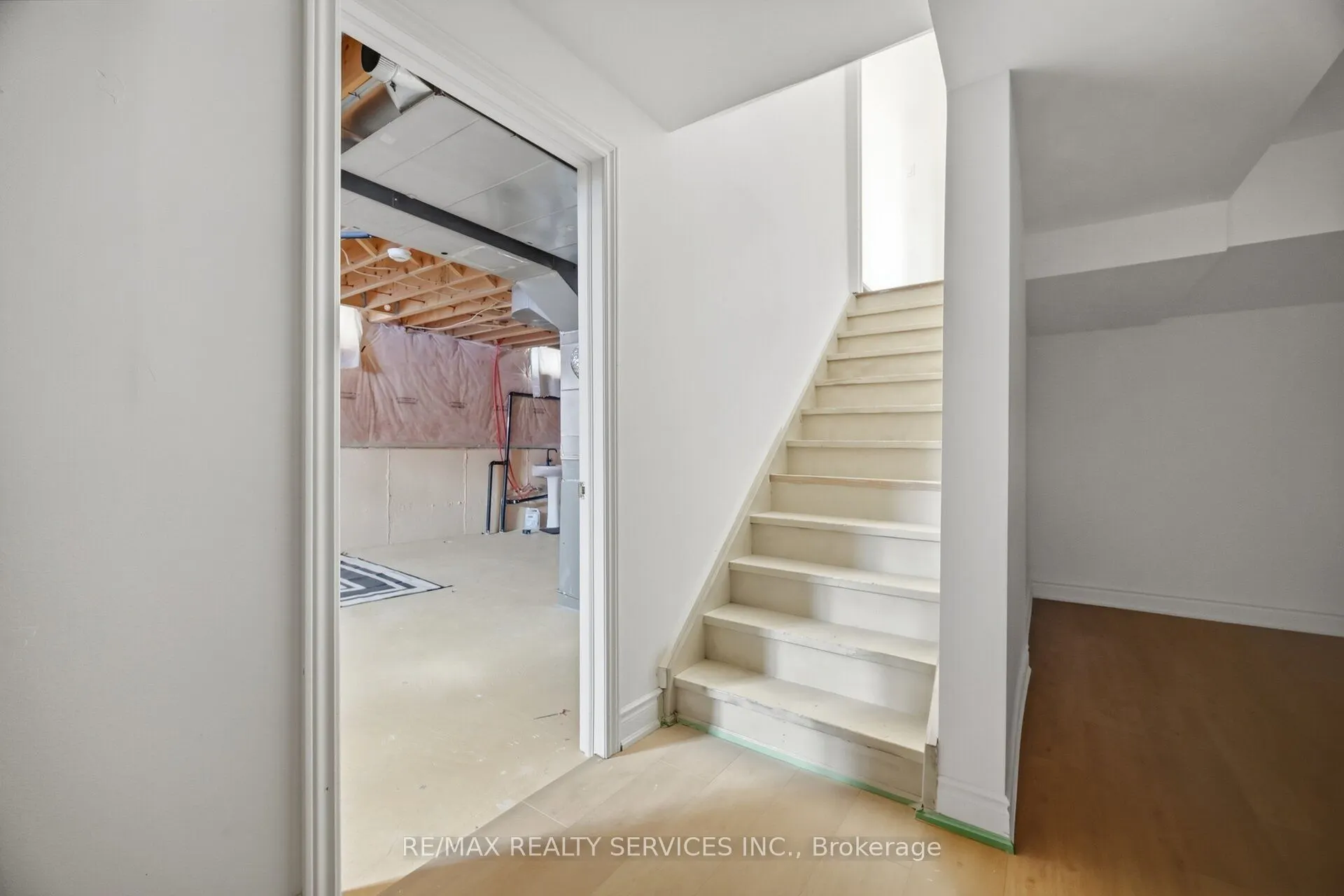 33 Sewells Lane