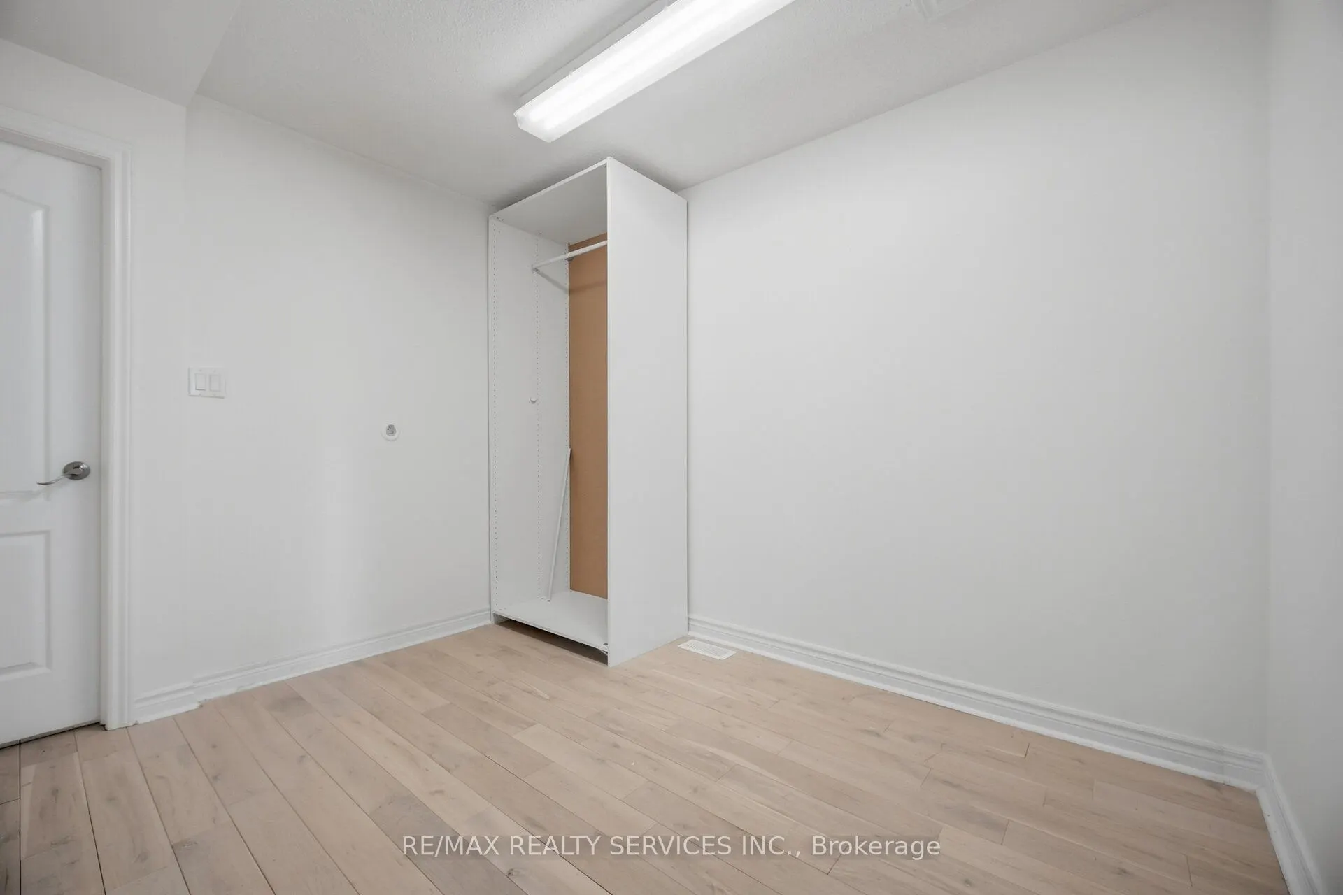 33 Sewells Lane