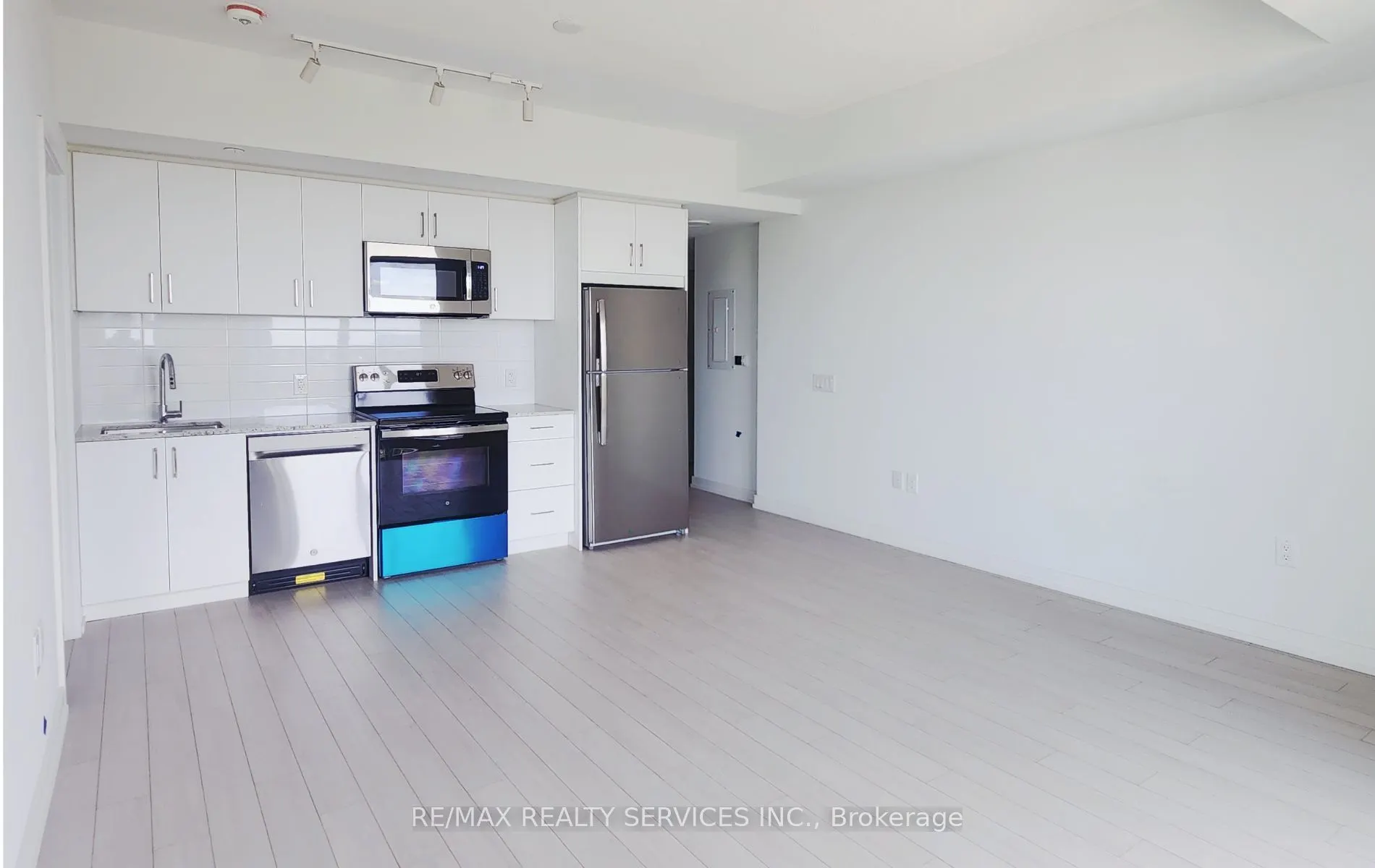 4010 Eglinton Avenue W #2204