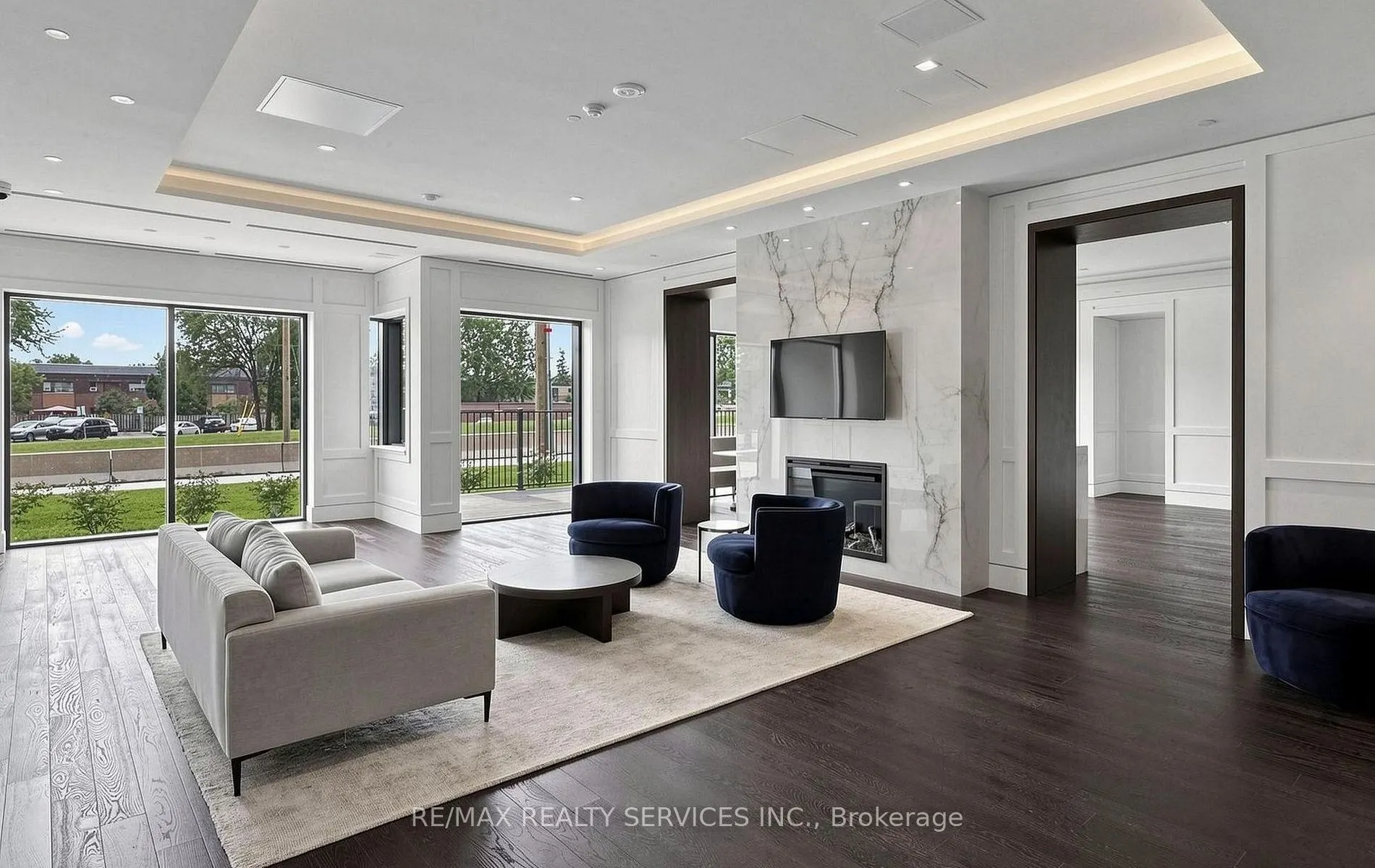 4010 Eglinton Avenue W #2204