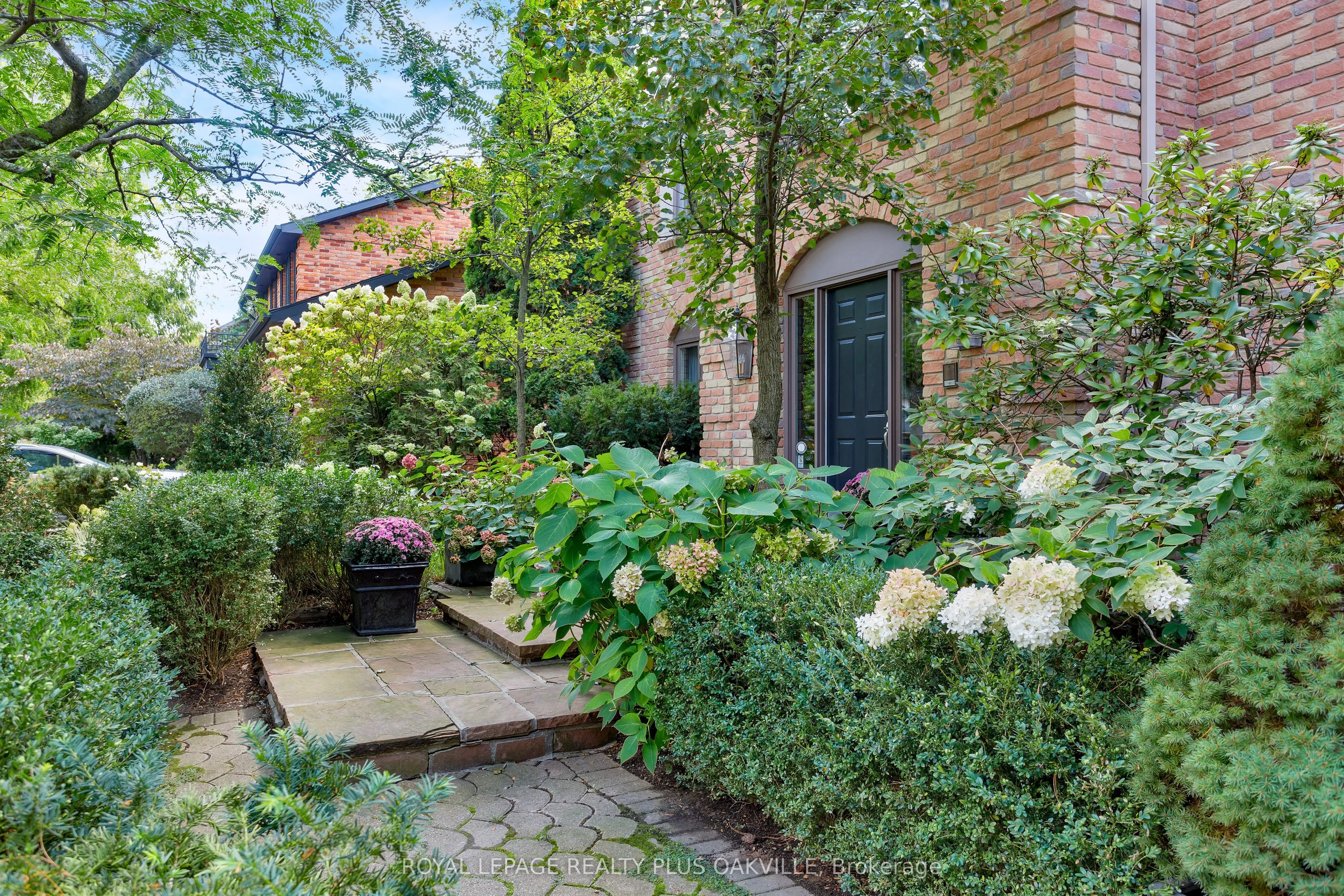 356 Shoreacres Road