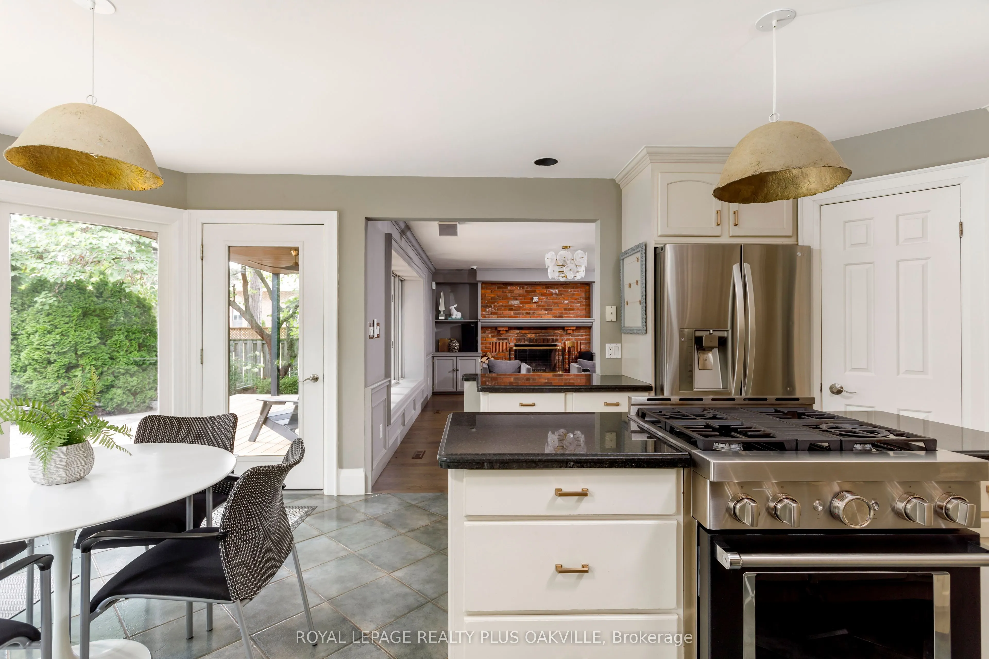 356 Shoreacres Road