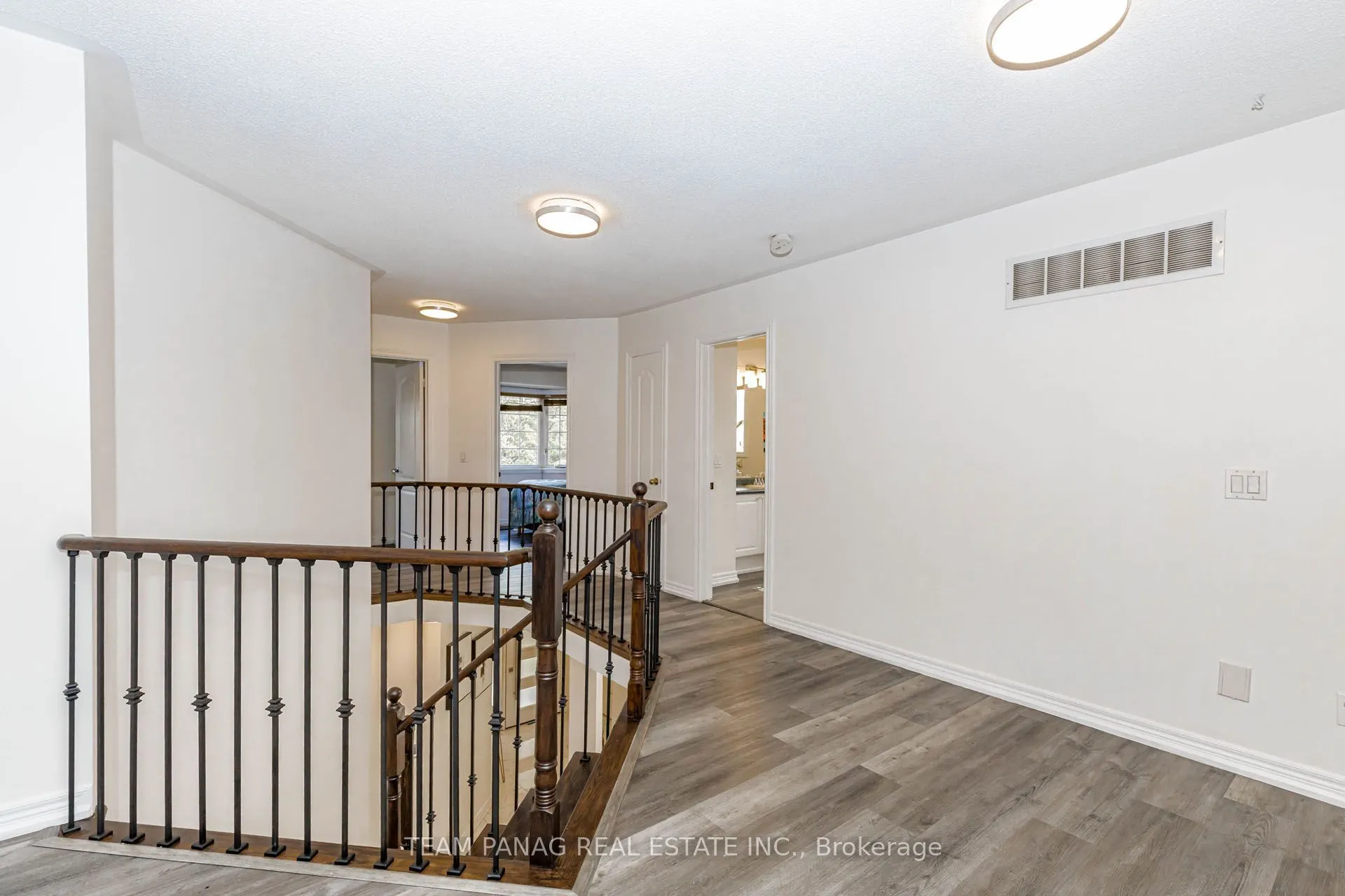 4 Martineau Road