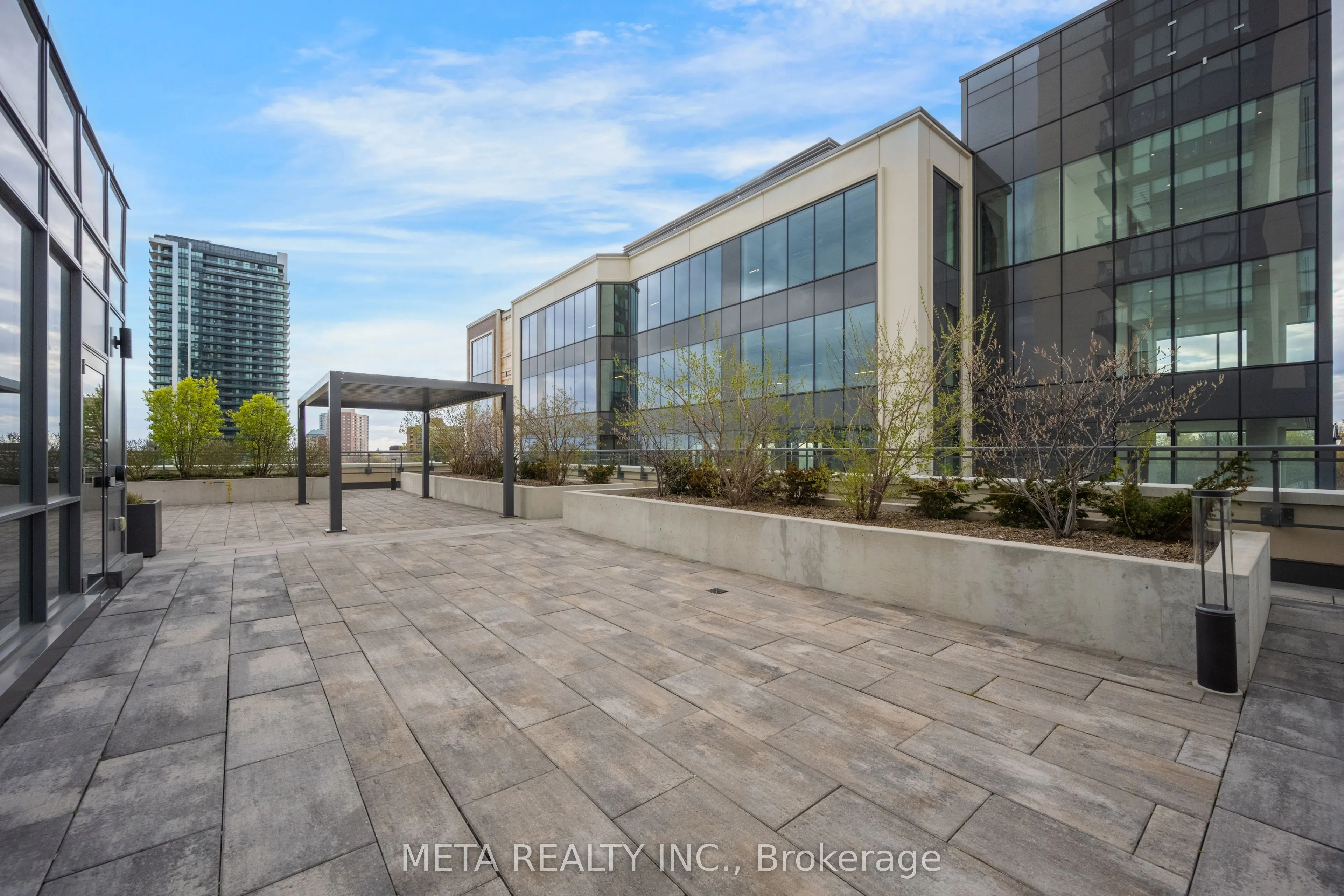 15 Lynch Street #1605