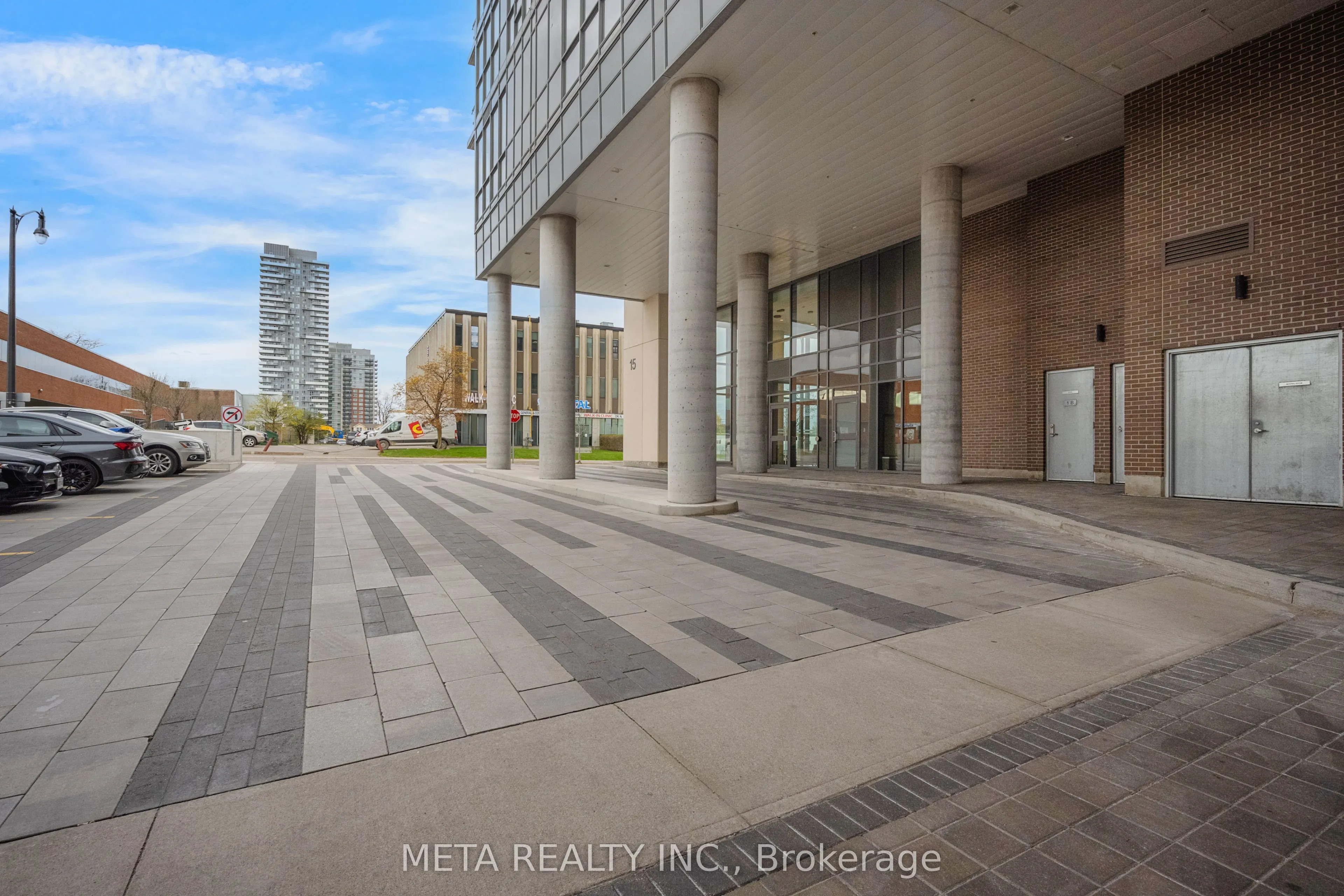 15 Lynch Street #1605