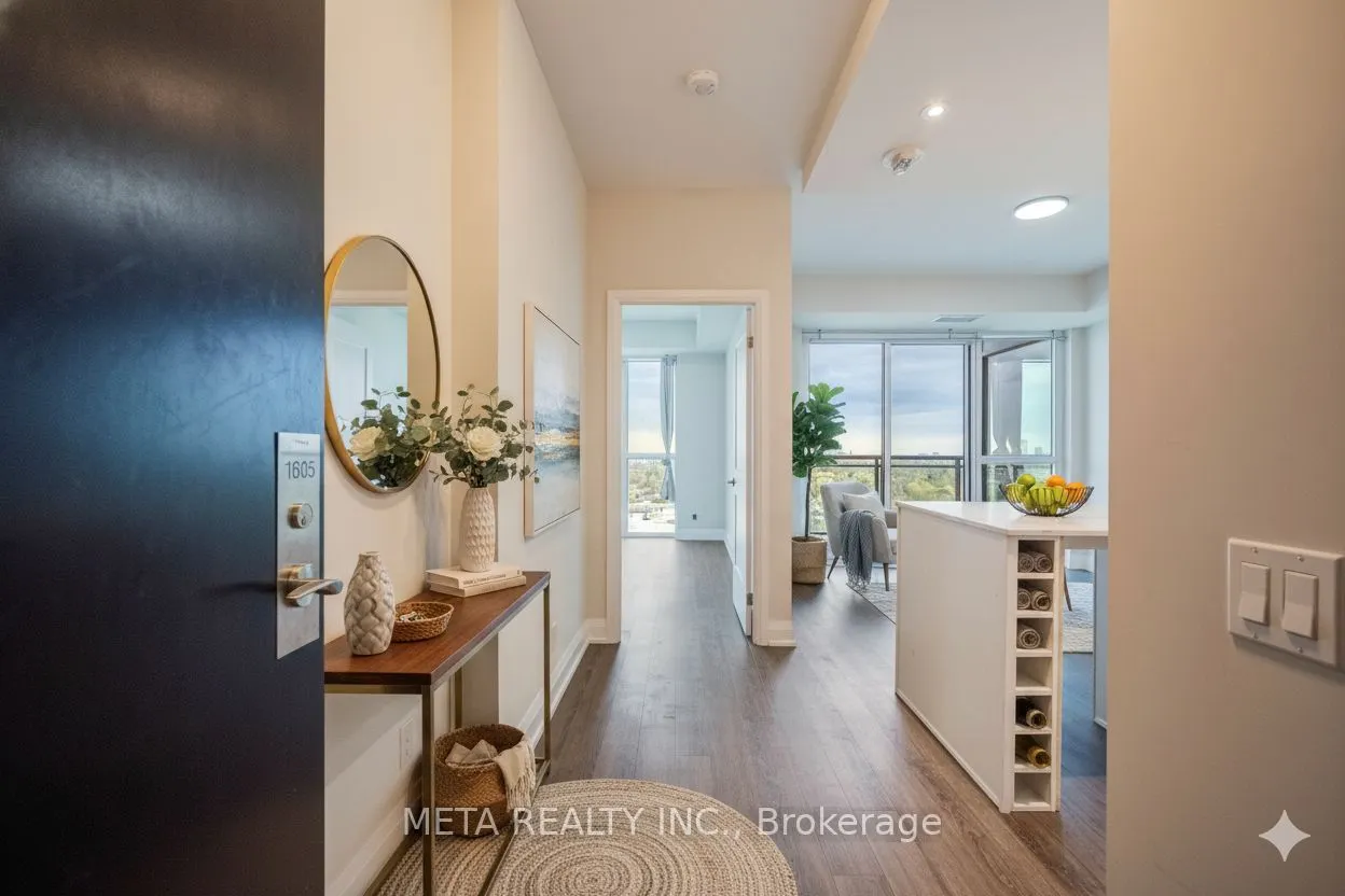 15 Lynch Street #1605