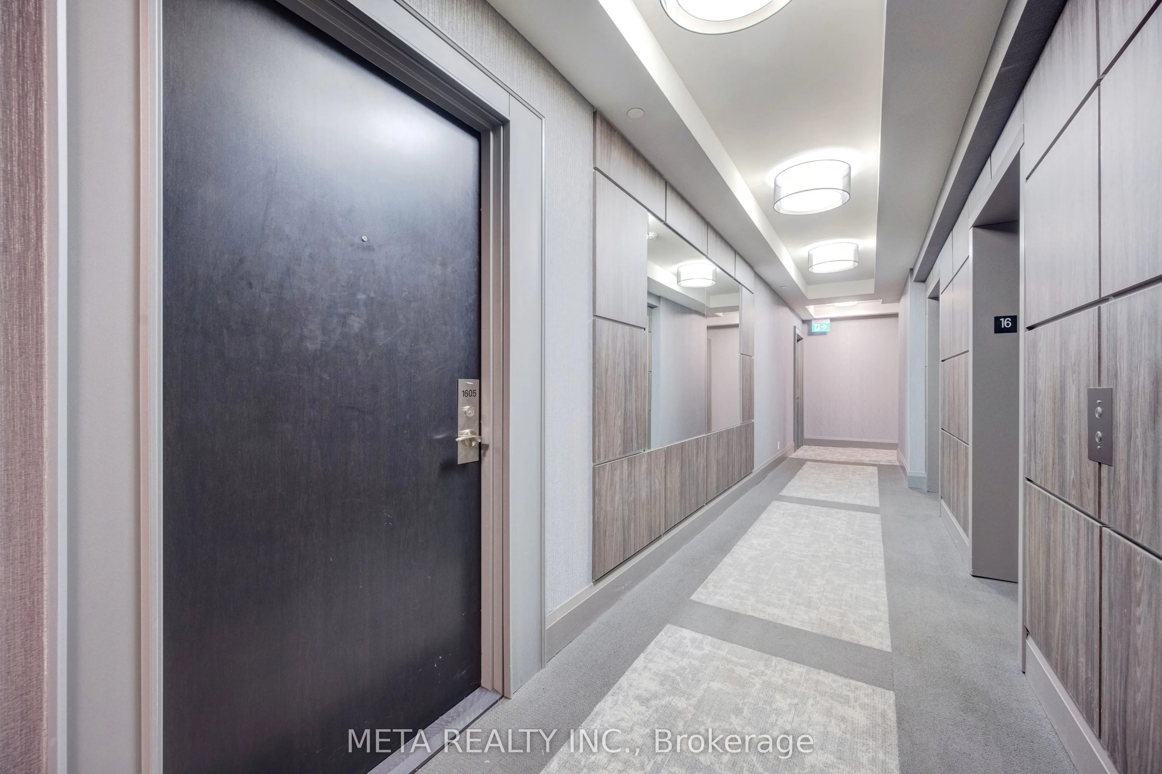 15 Lynch Street #1605