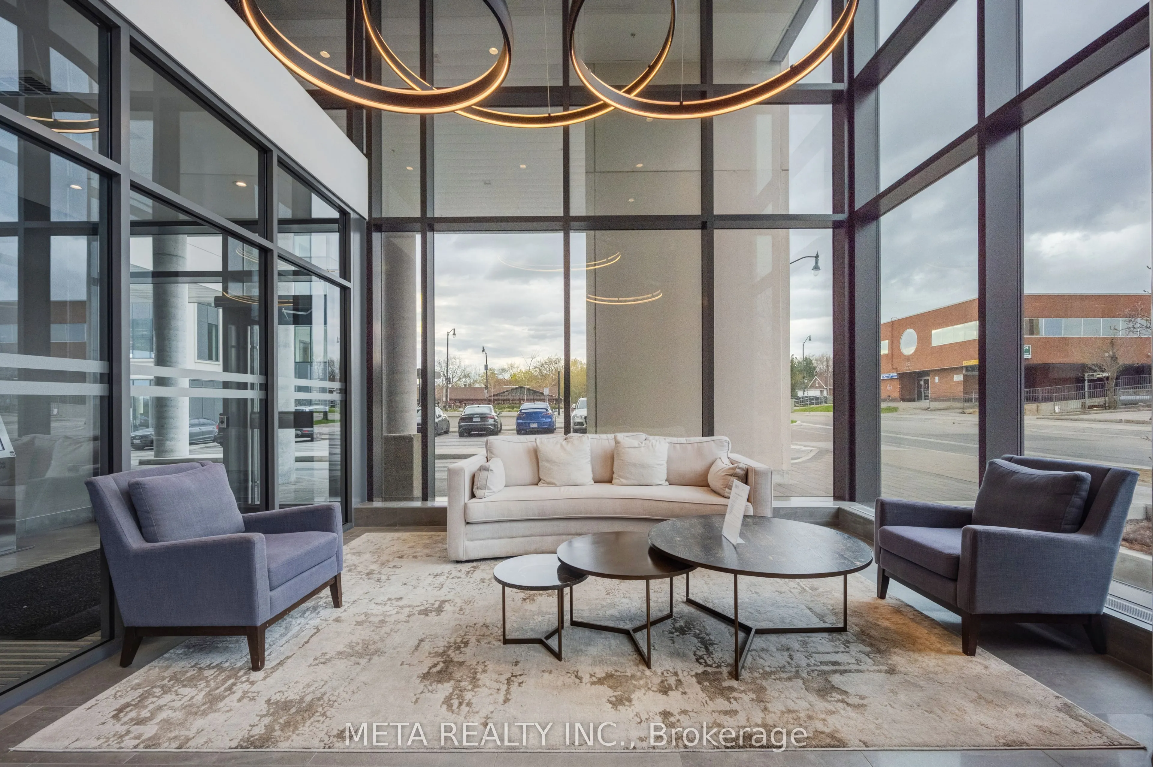 15 Lynch Street #1605