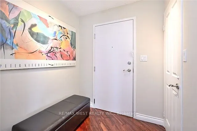 2261 Lake Shore Boulevard W #314