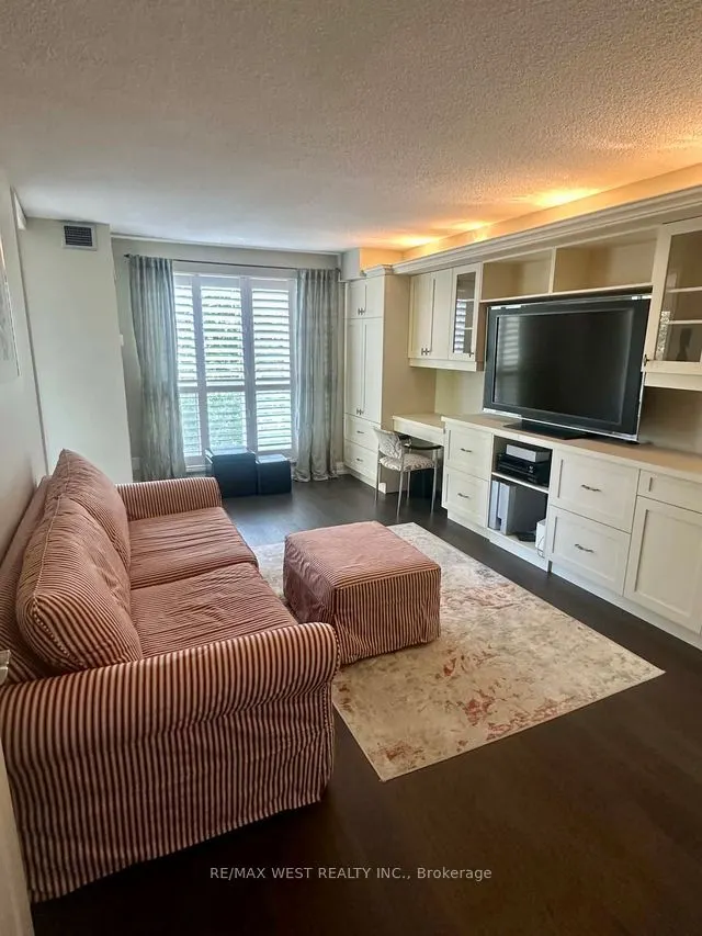 2261 Lake Shore Boulevard W #314
