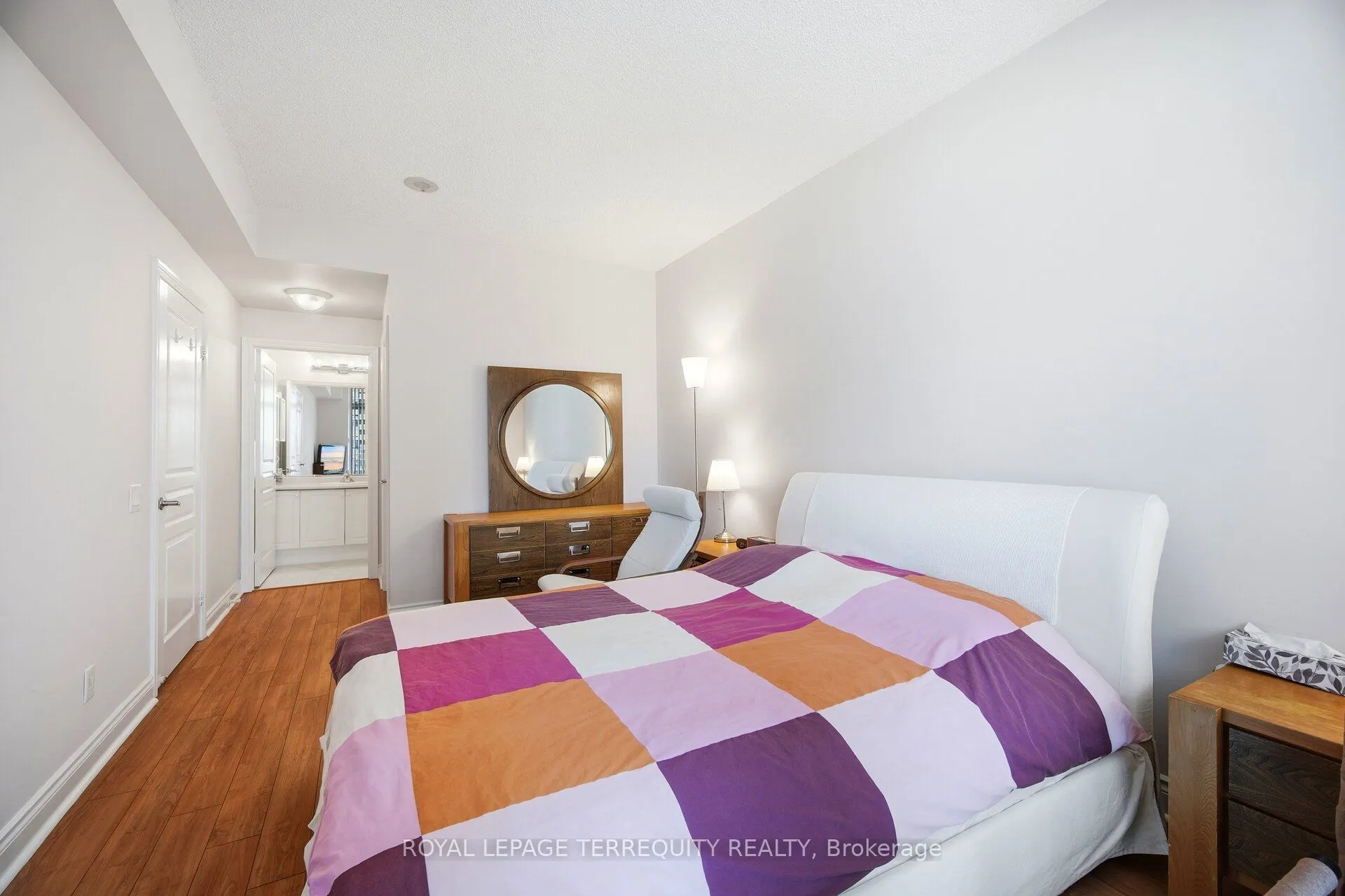 5 Marine Parade Drive #911