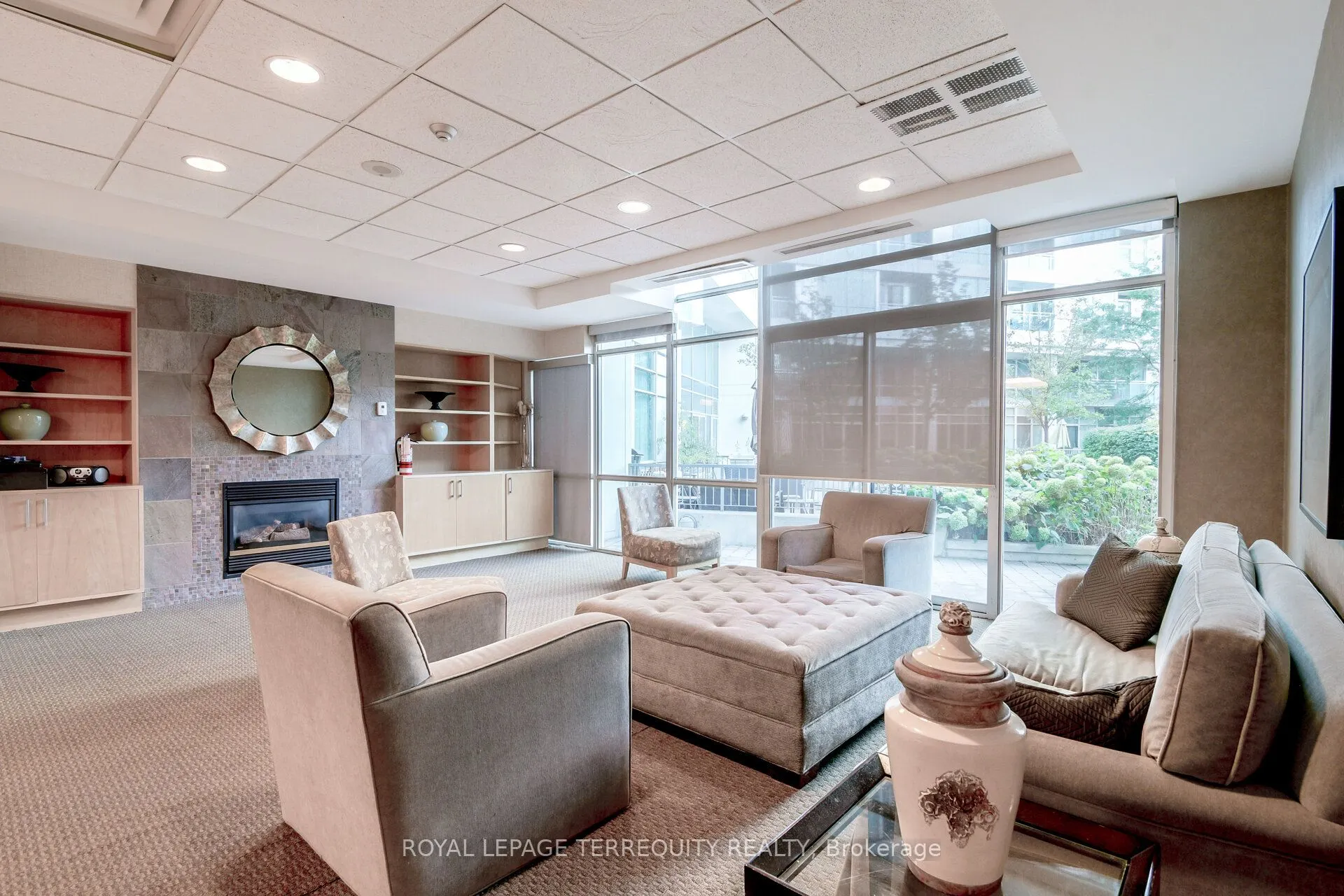 5 Marine Parade Drive #911