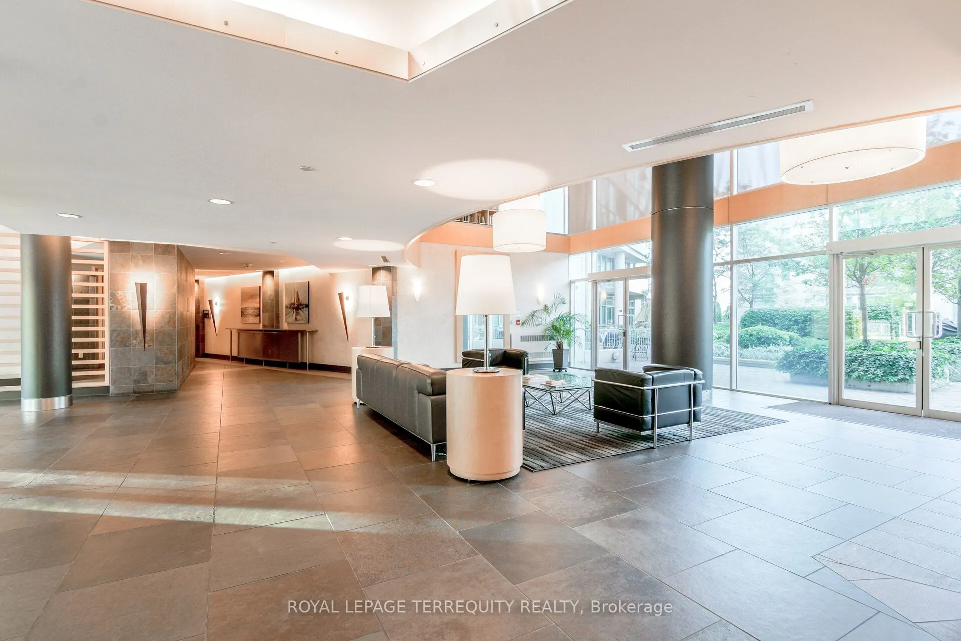 5 Marine Parade Drive #911
