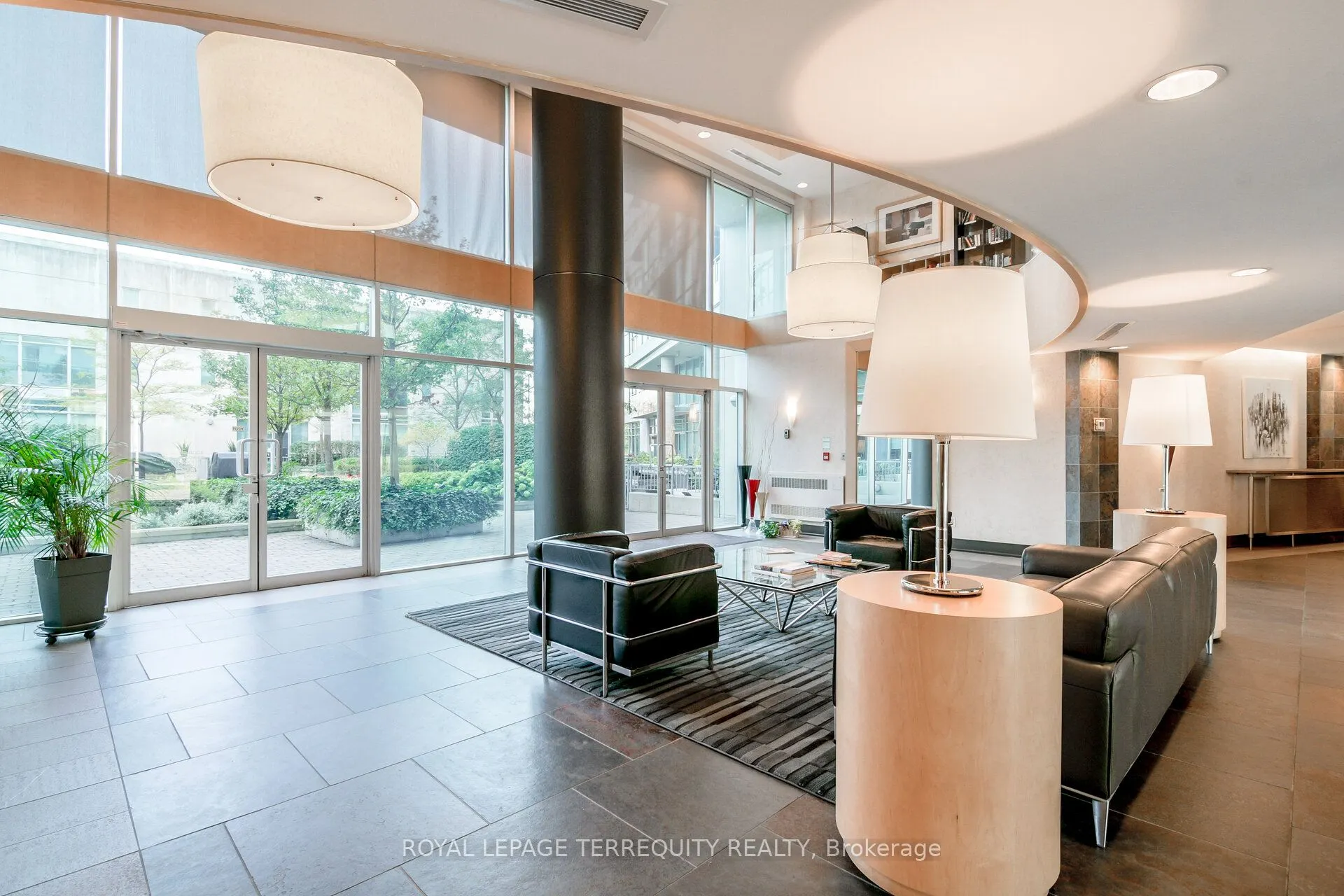 5 Marine Parade Drive #911