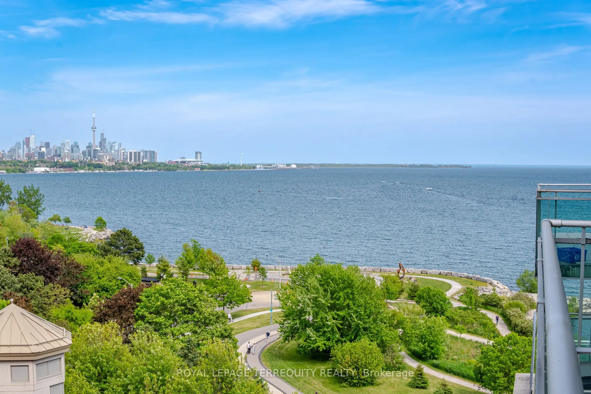 5 Marine Parade Drive #911