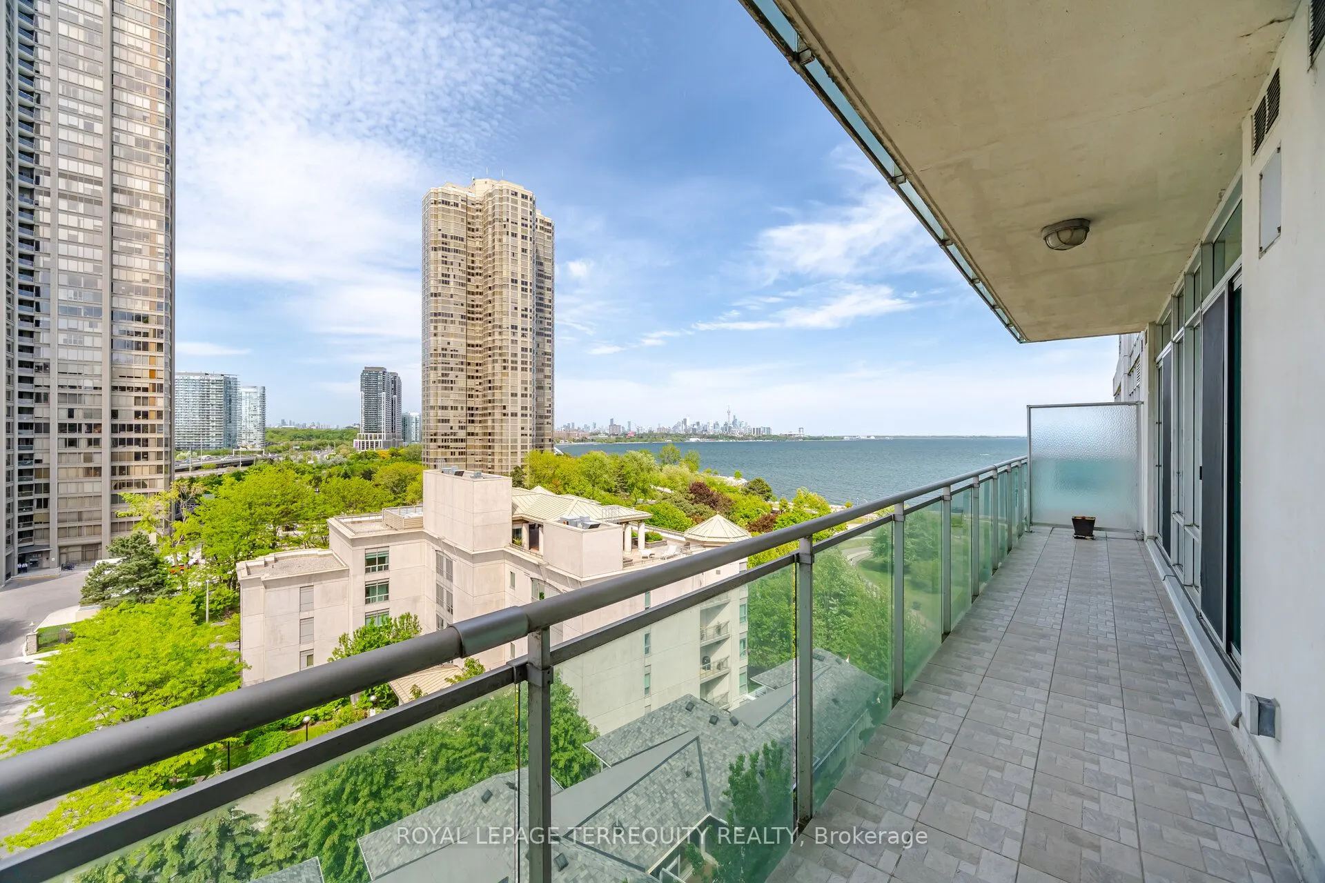 5 Marine Parade Drive #911