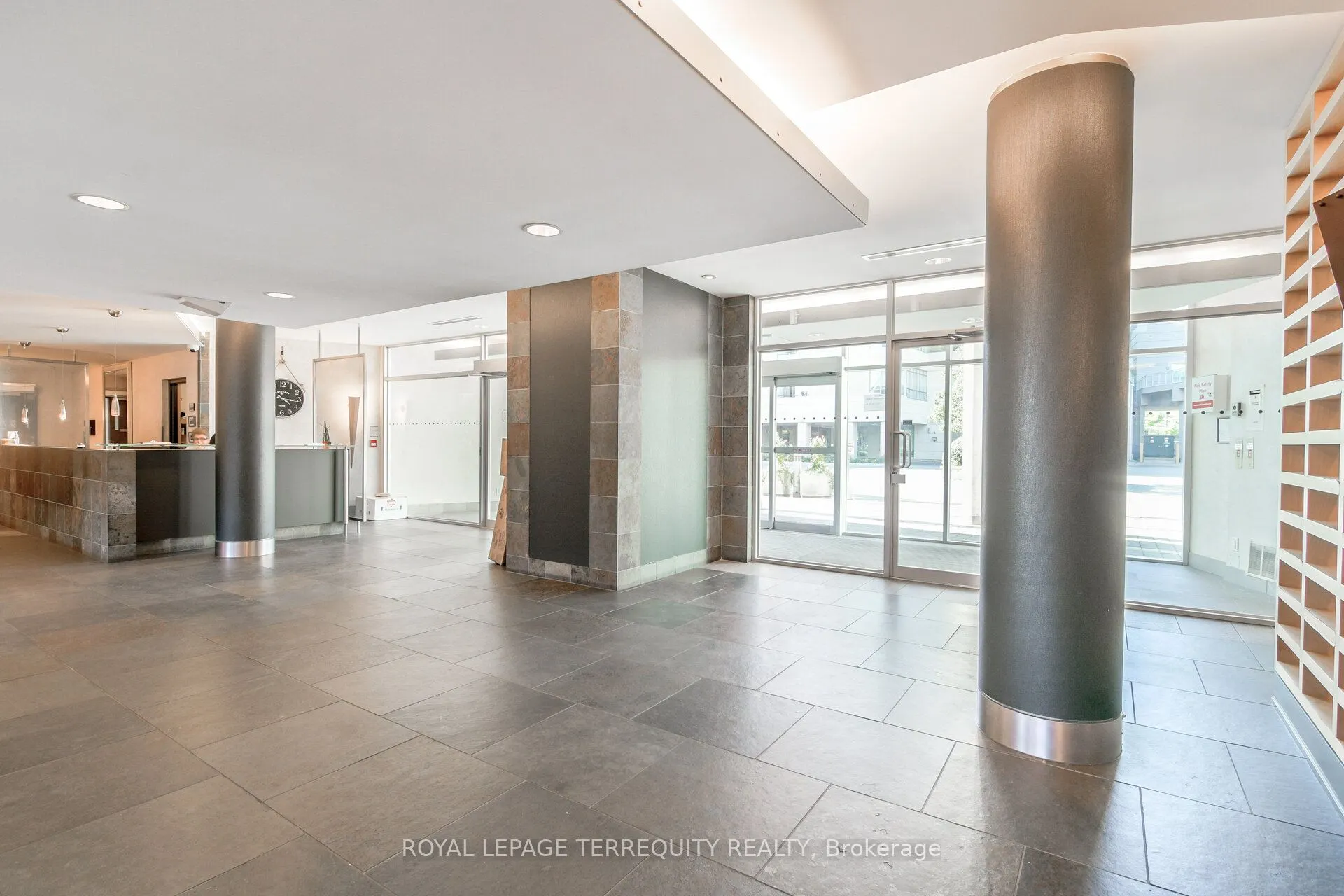 5 Marine Parade Drive #911