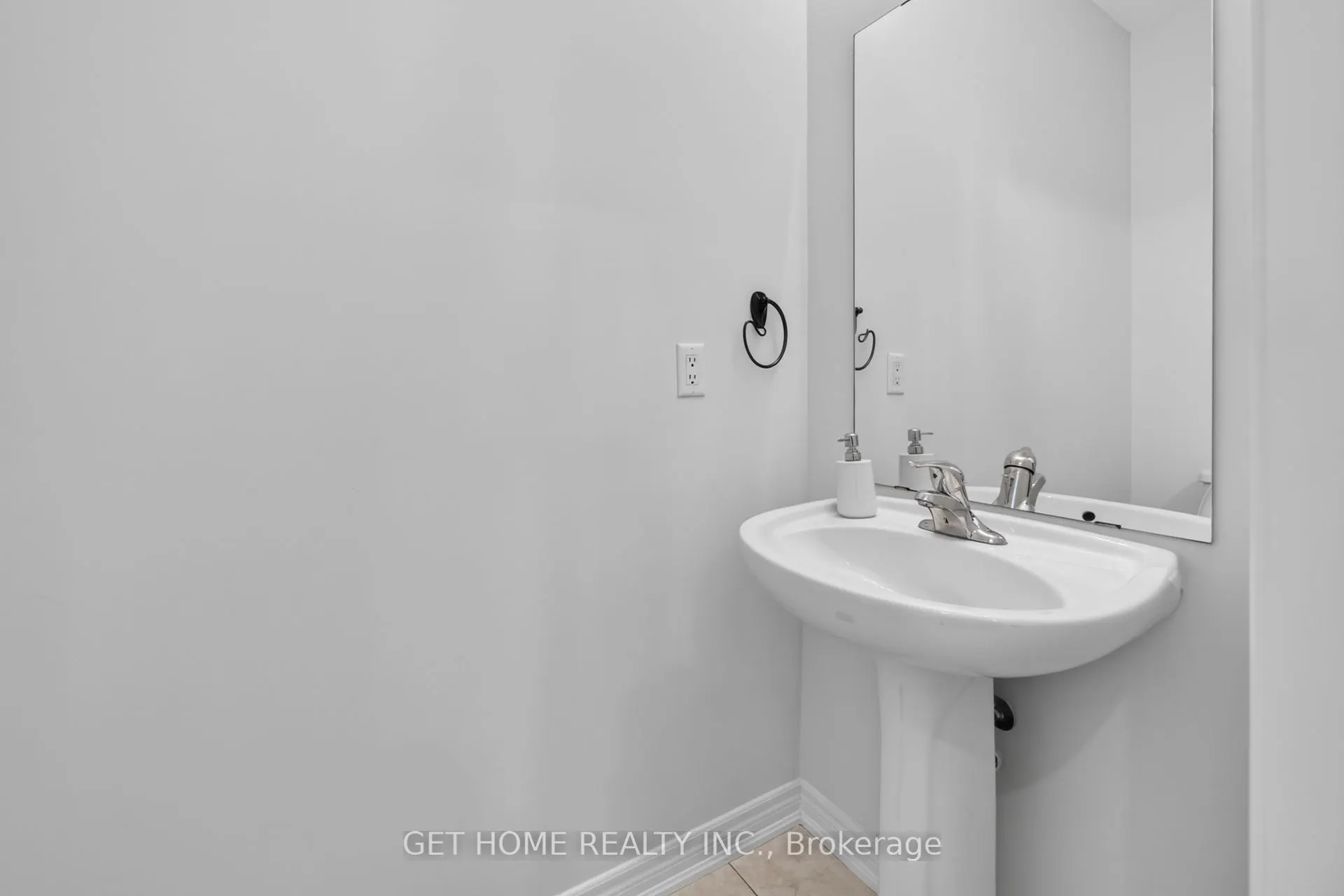 3 Callalily Road