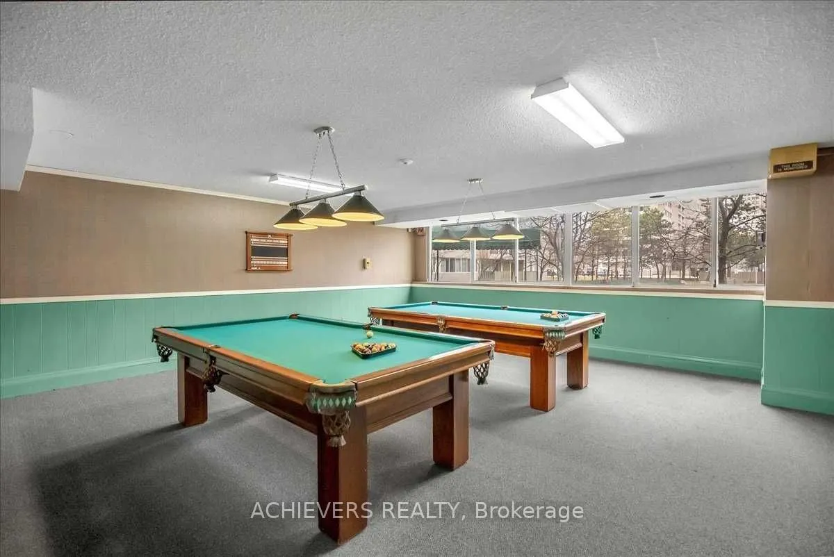 3590 Kaneff Crescent #507