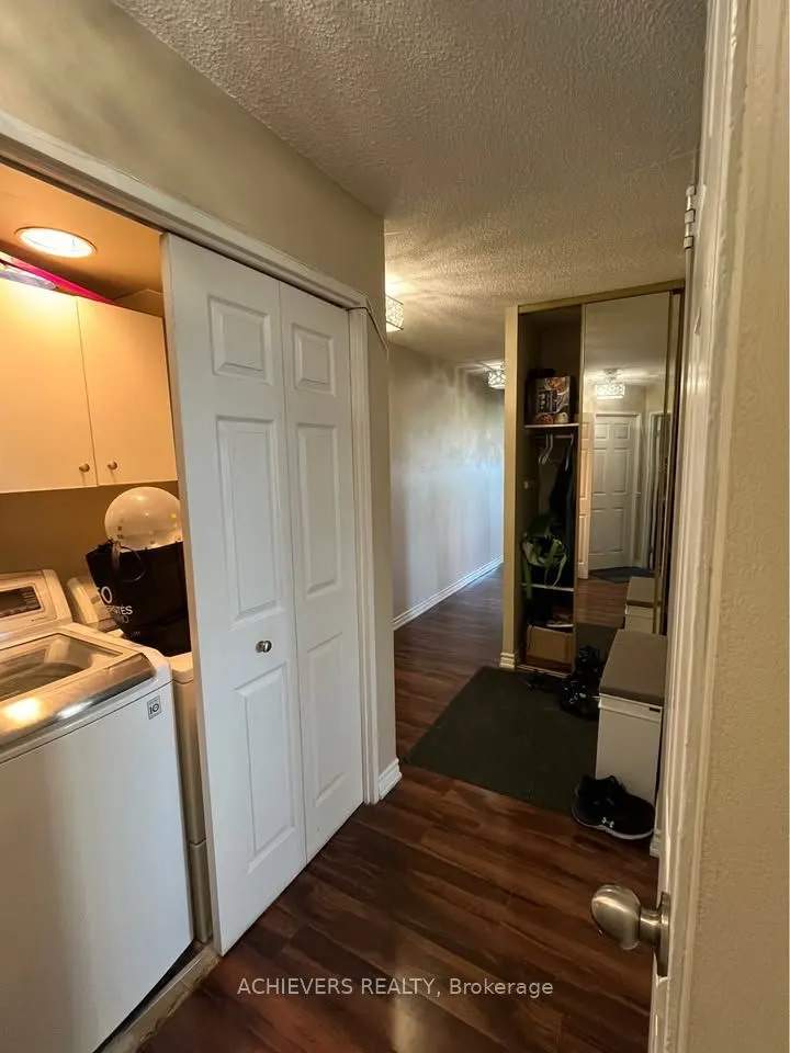 3590 Kaneff Crescent #507