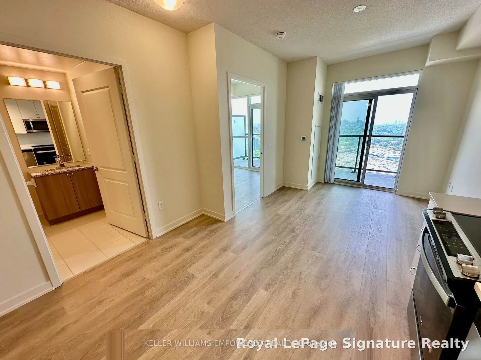 38 Annie Craig Drive #4809