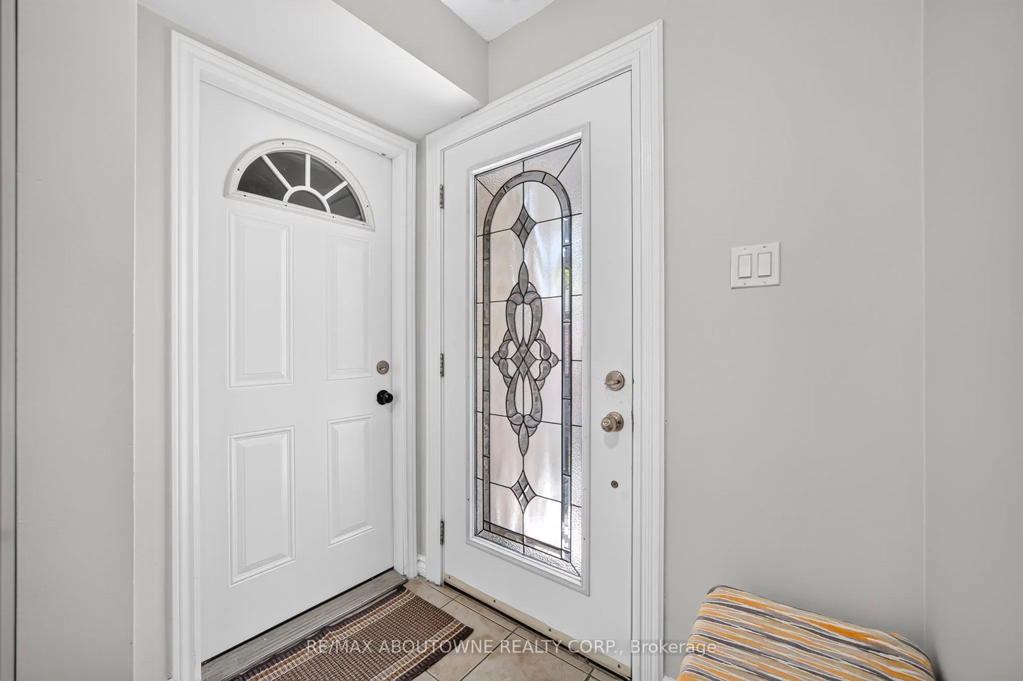 668 Greycedar Crescent