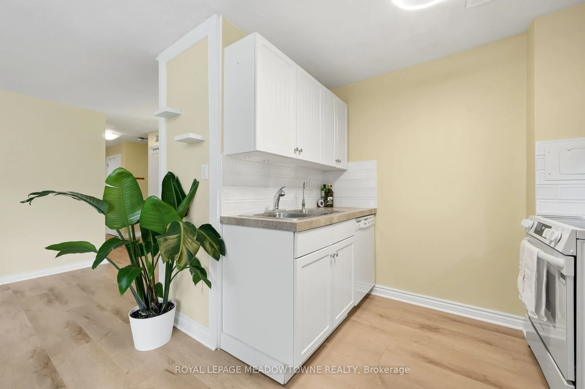 49 Park Avenue #301