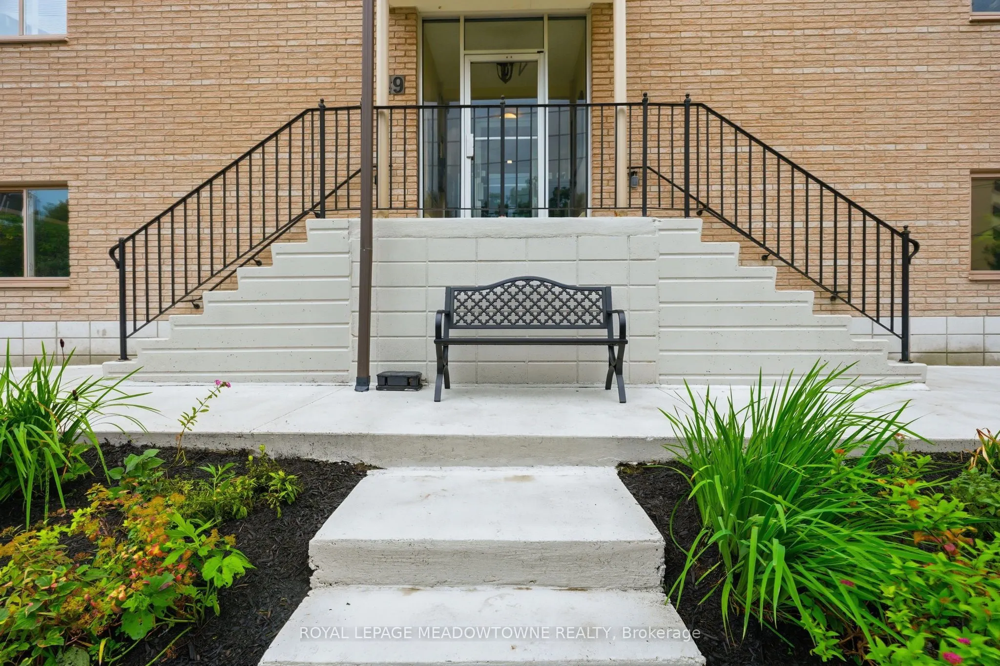 49 Park Avenue #301