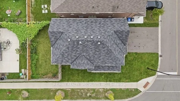 542 Remembrance Road