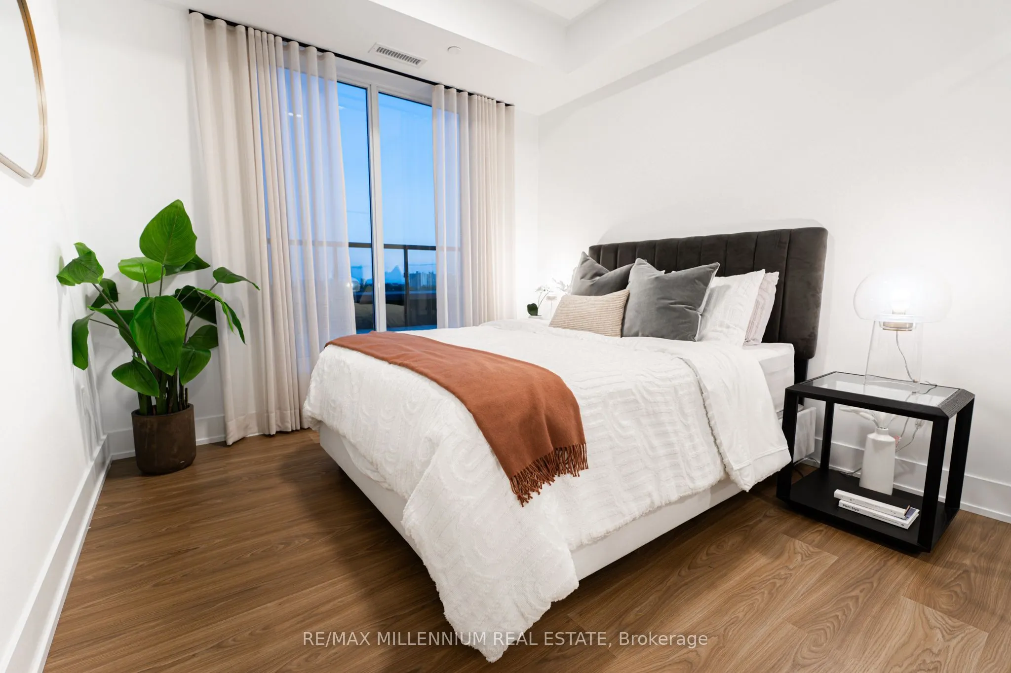 858 Dupont Street #629