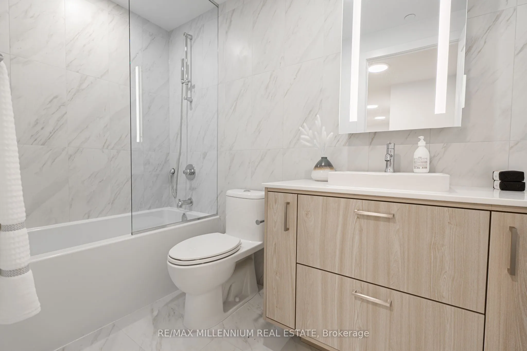 858 Dupont Street #629