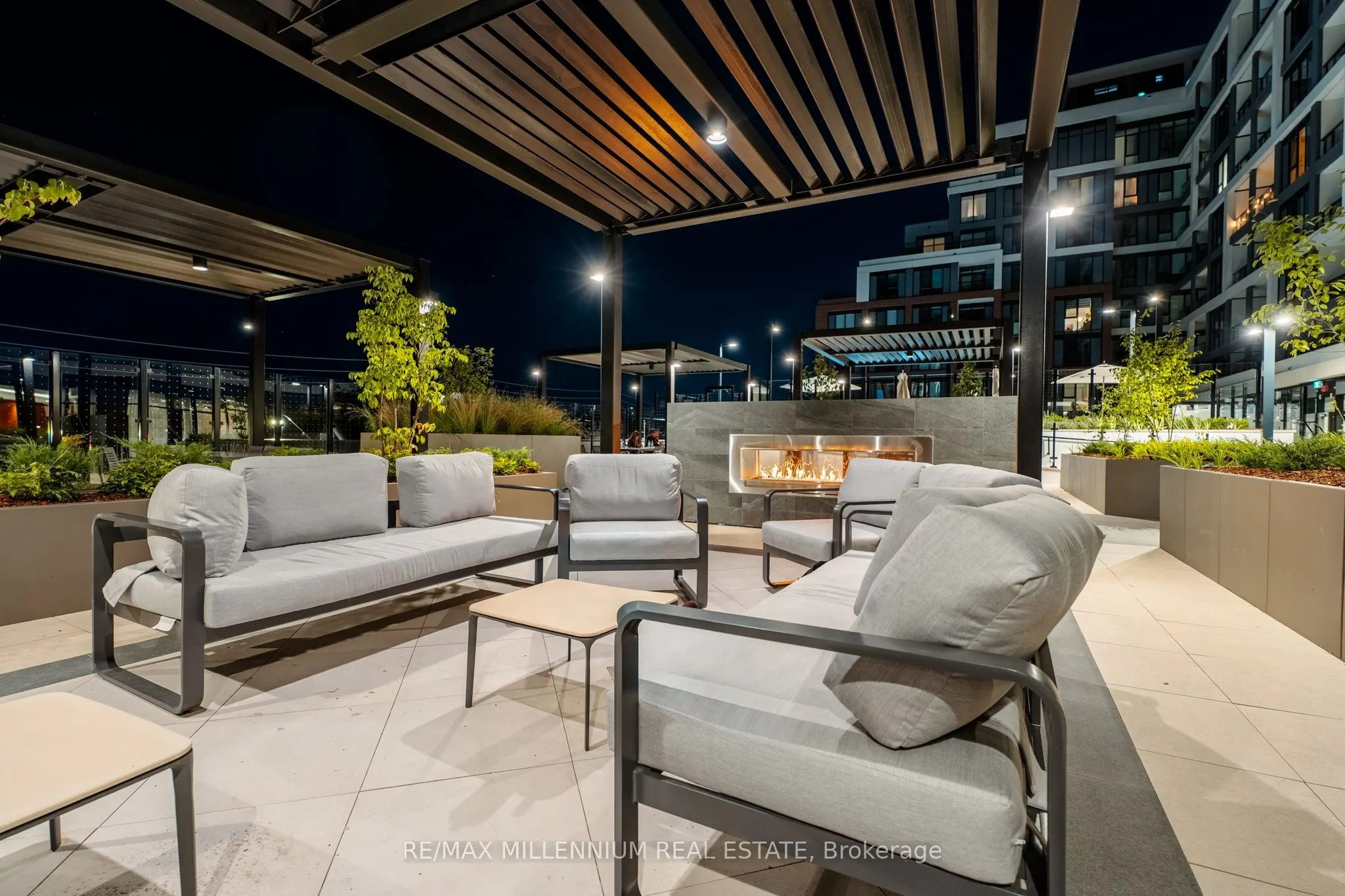 858 Dupont Street #629