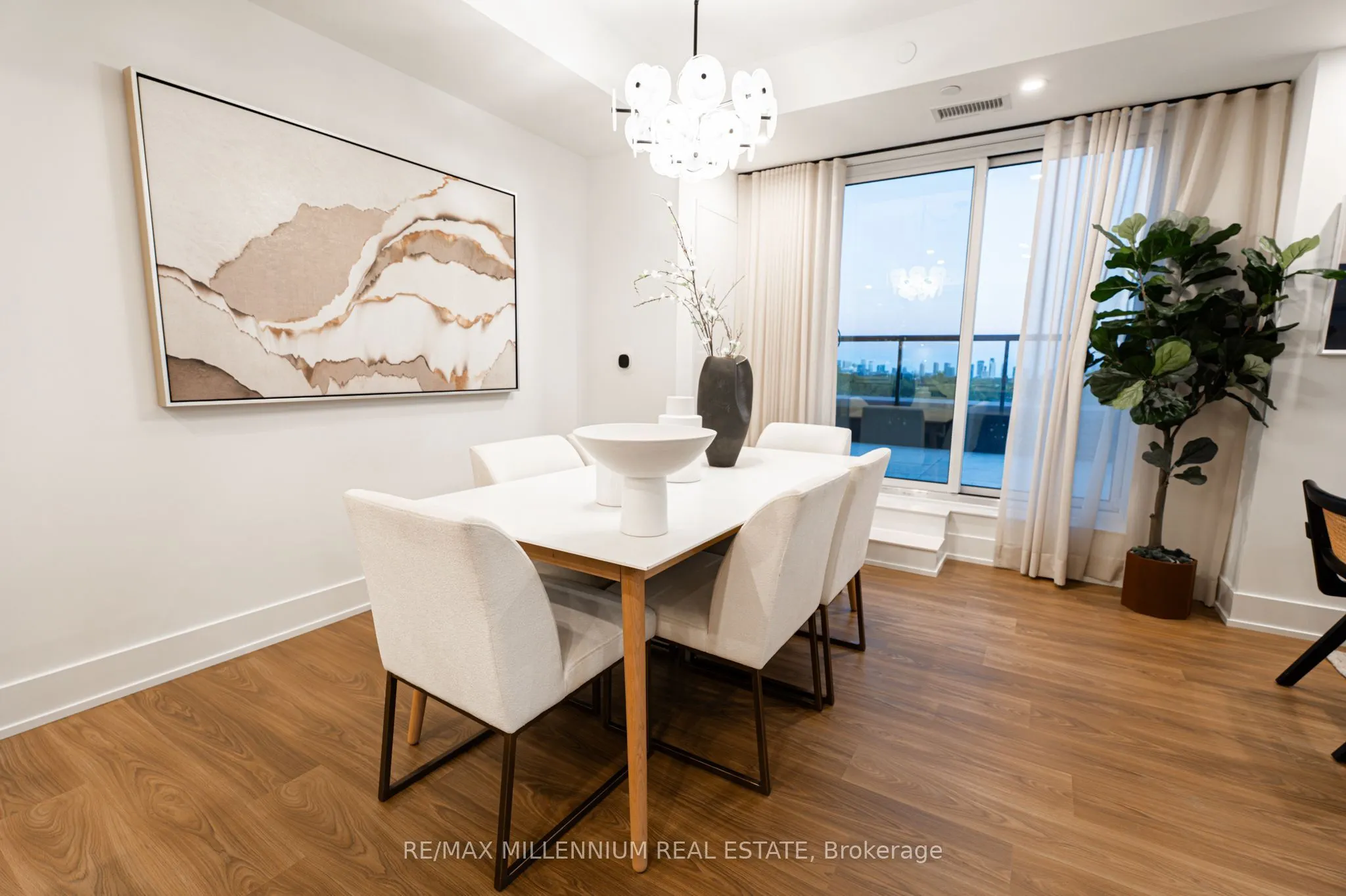 858 Dupont Street #629